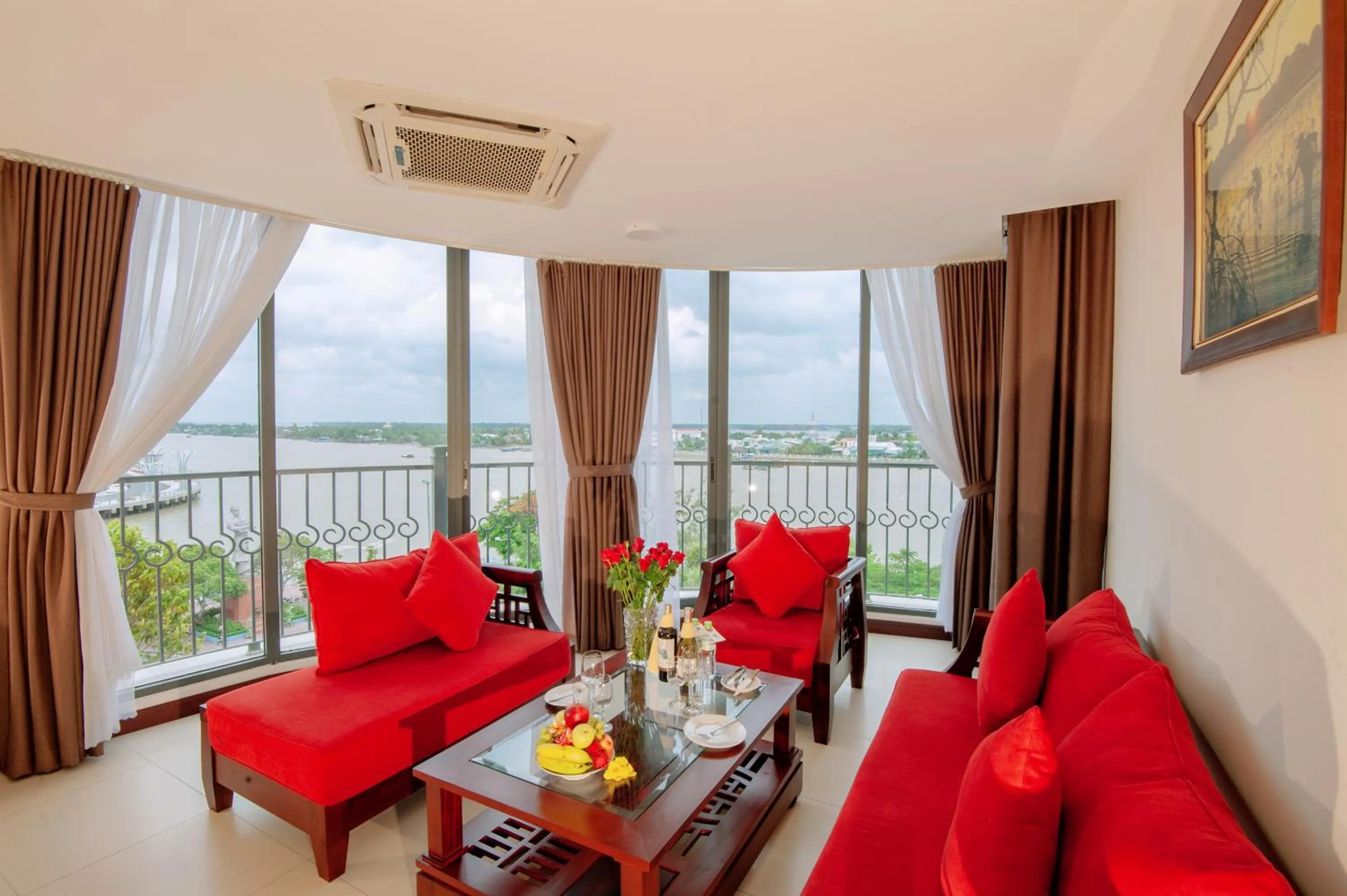 Natural landscape in Cuu Long Hotel