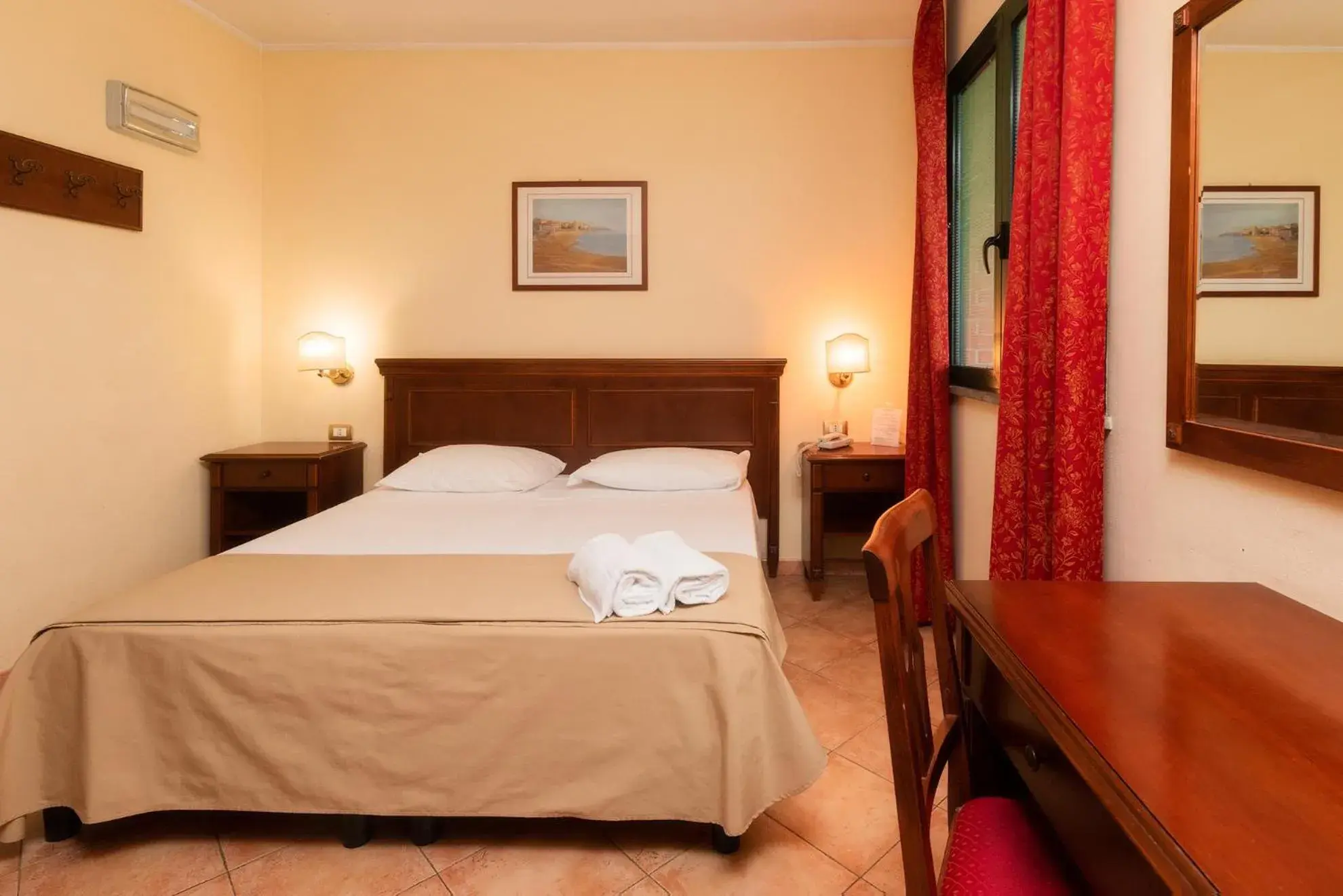 Budget Double or Twin Room in Casa Betania Budget Double or Twin Room in Casa Betania