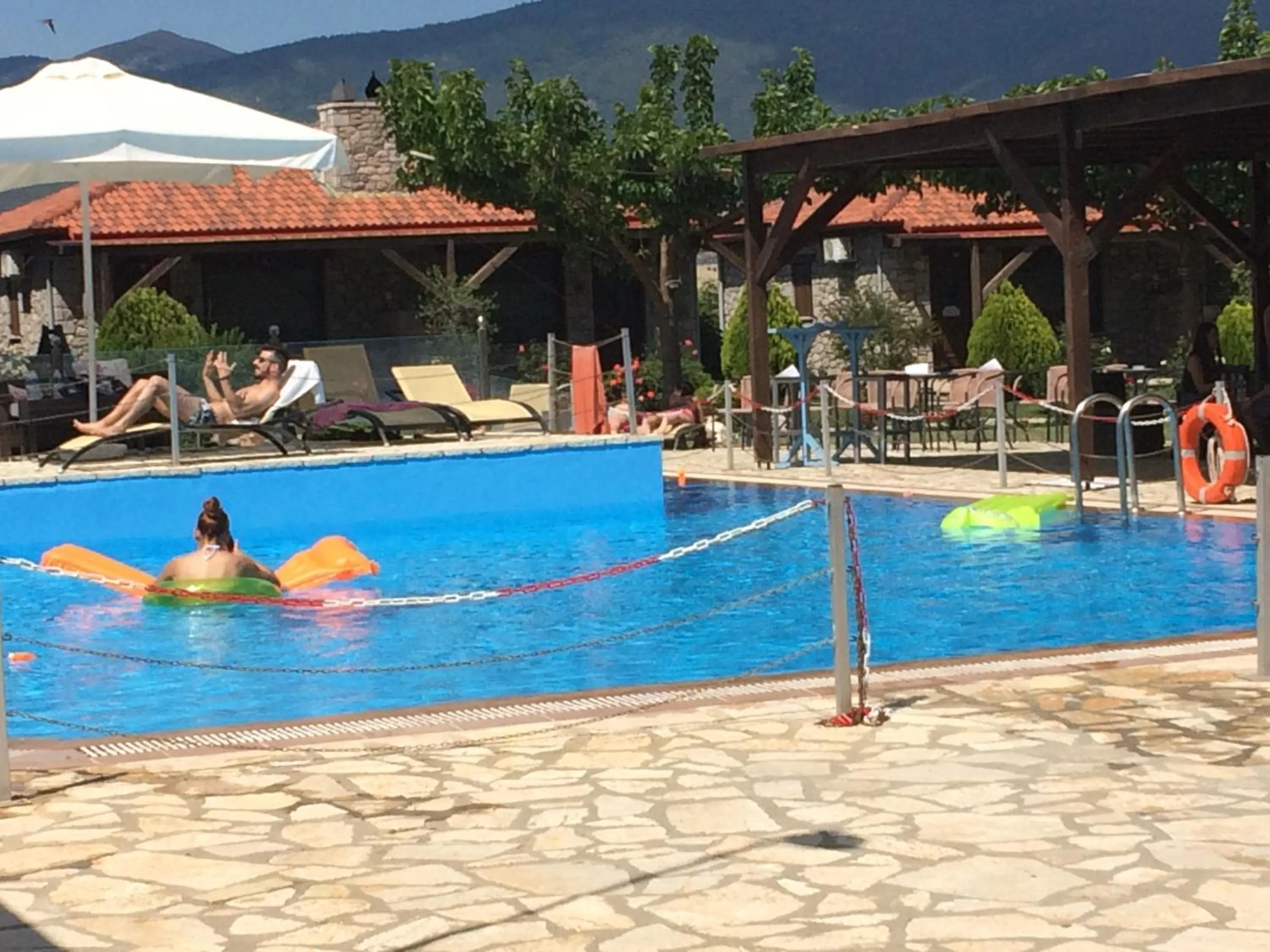 Swimming pool in Ktima Kletsa