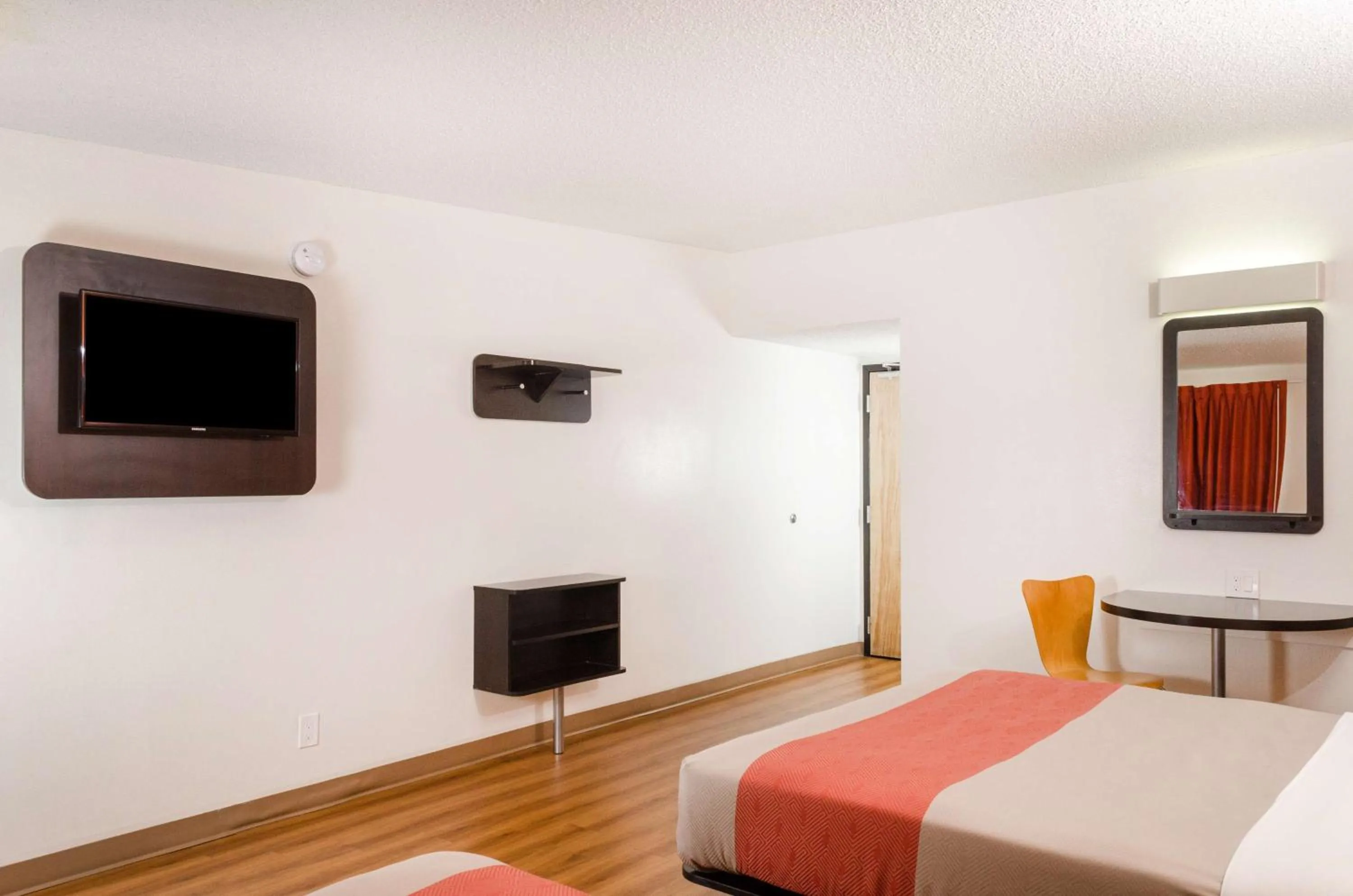 Photo of the whole room in Motel 6-Merced, CA