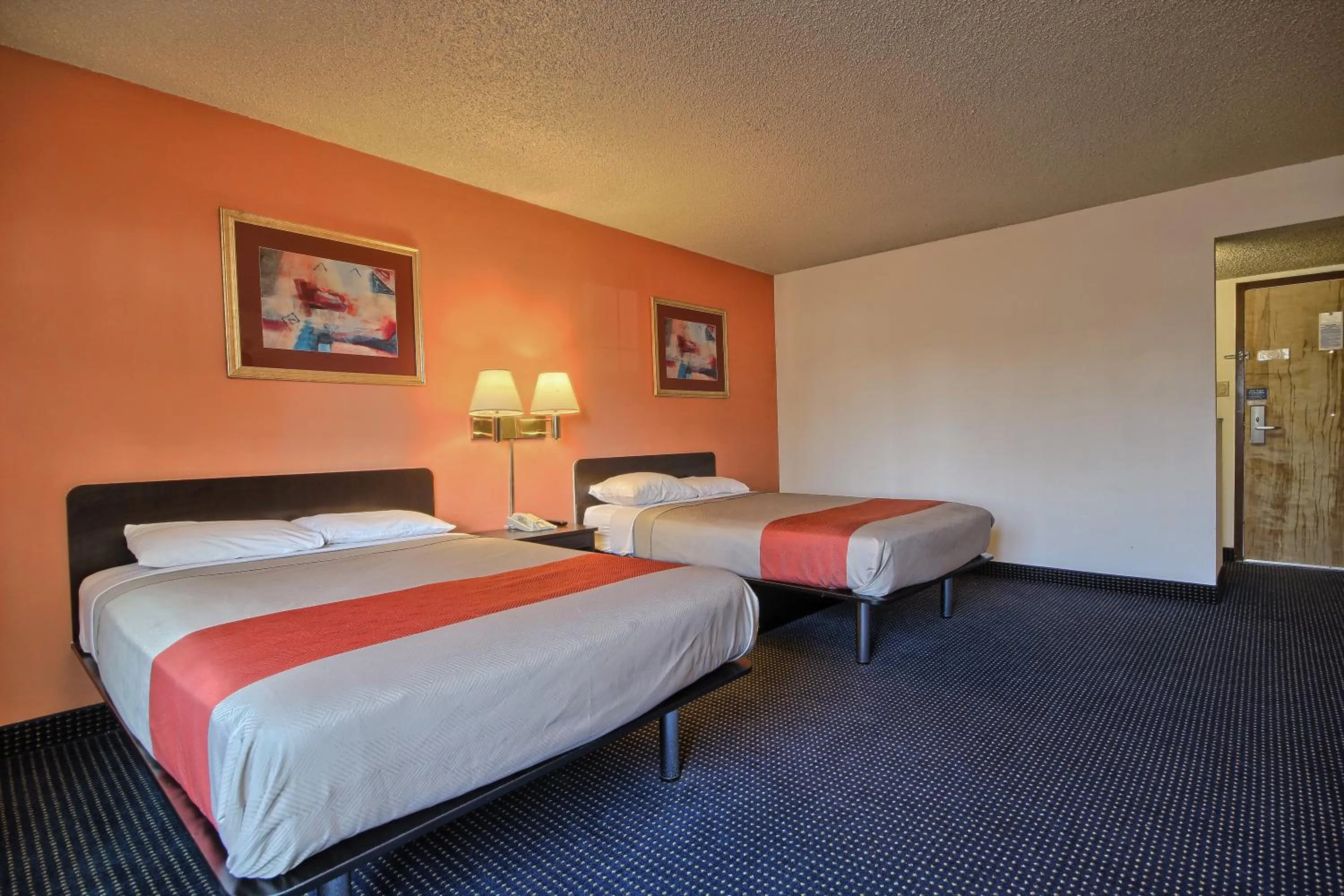 Bedroom in Motel 6-Merced, CA