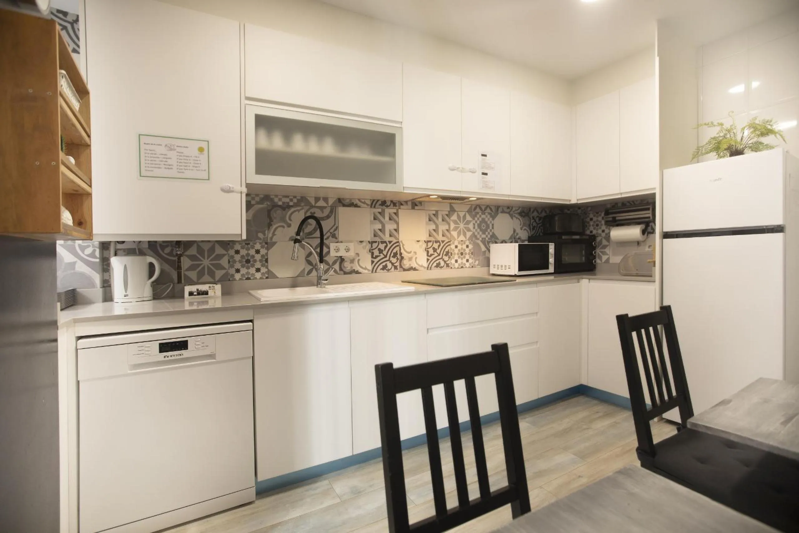 Kitchen or kitchenette in Alojamientos Cantíber