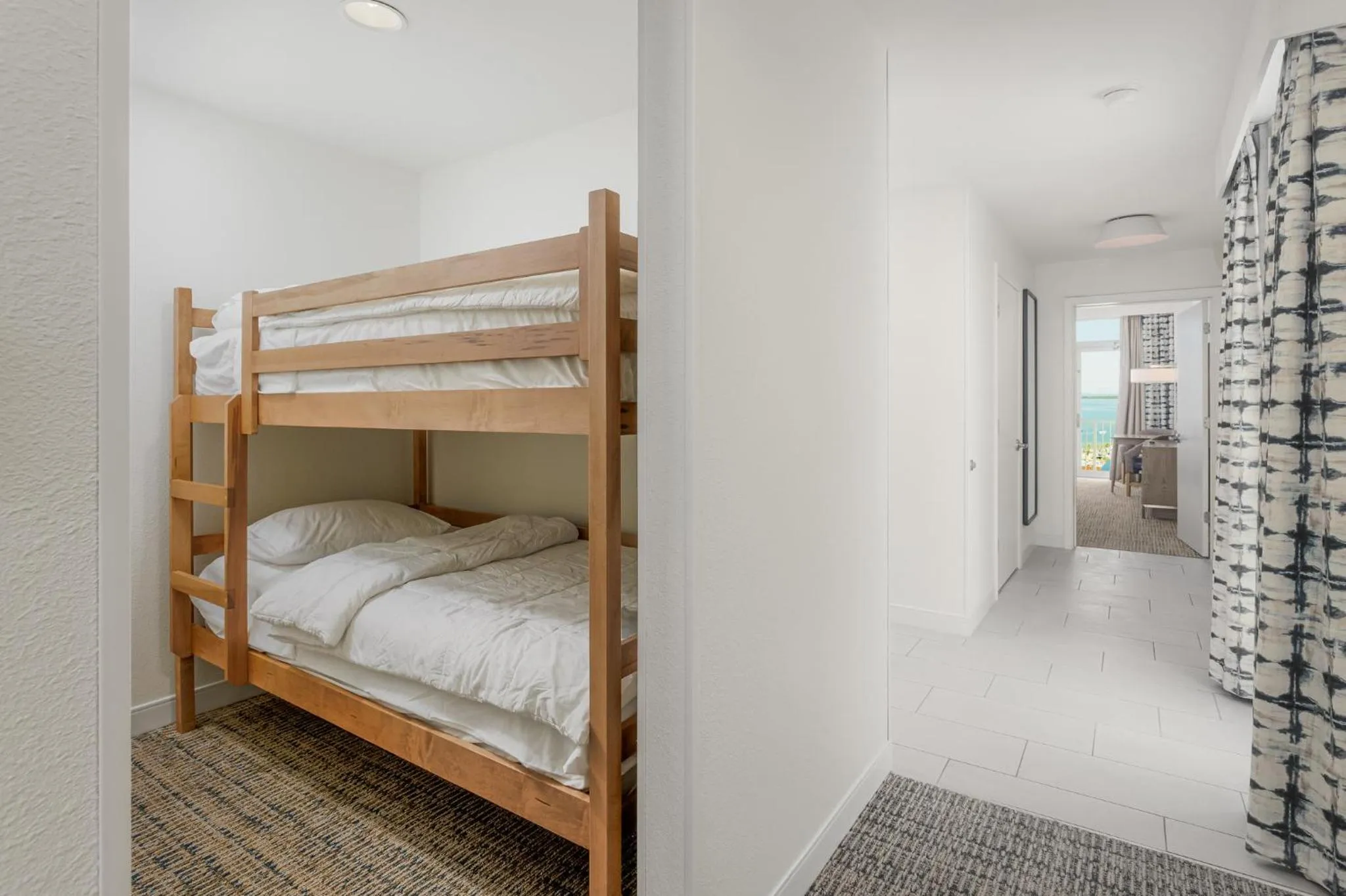 Bedroom, Bed in Holiday Inn Resort Pensacola Beach Gulf Front by IHG