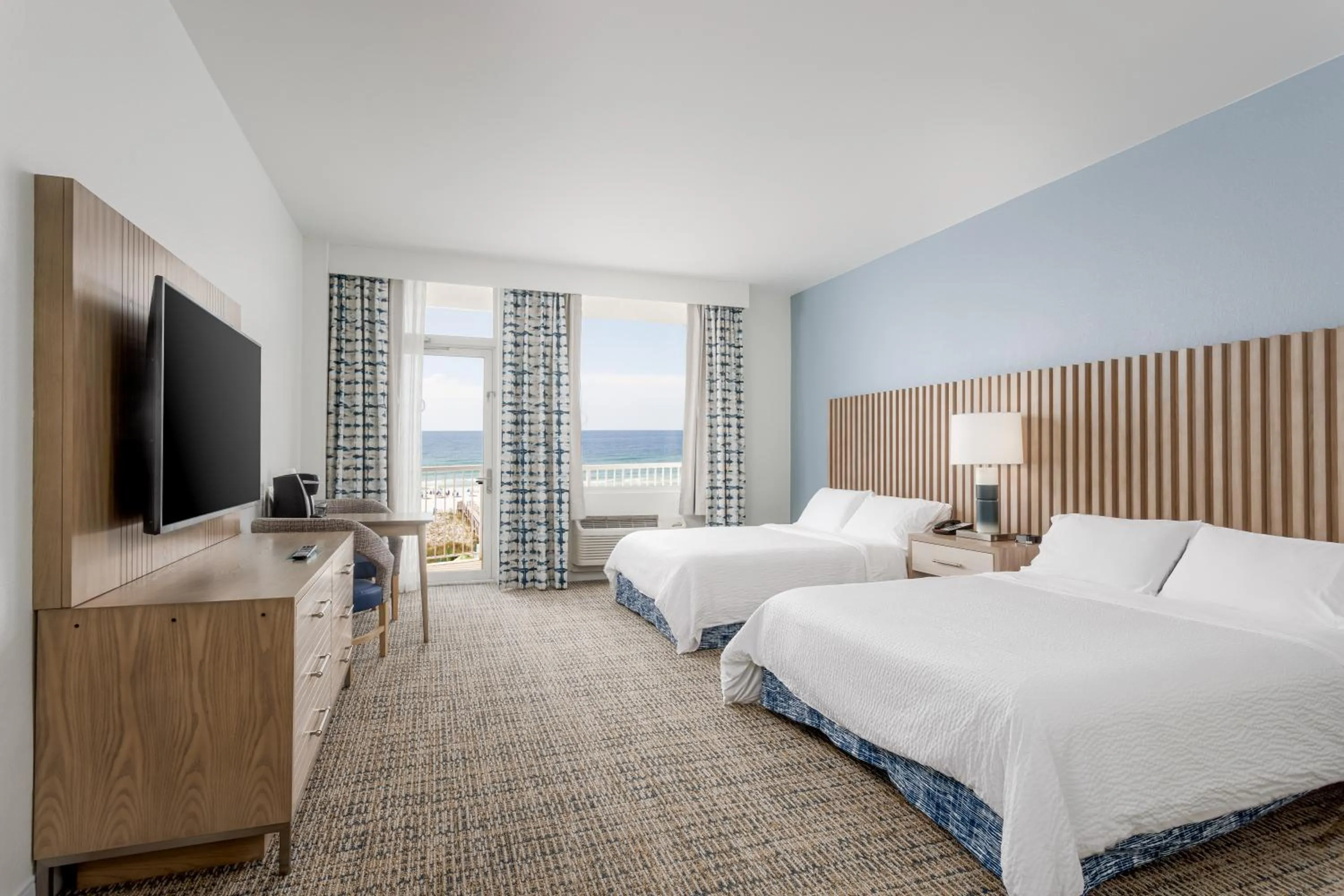 Bed in Holiday Inn Resort Pensacola Beach Gulf Front by IHG