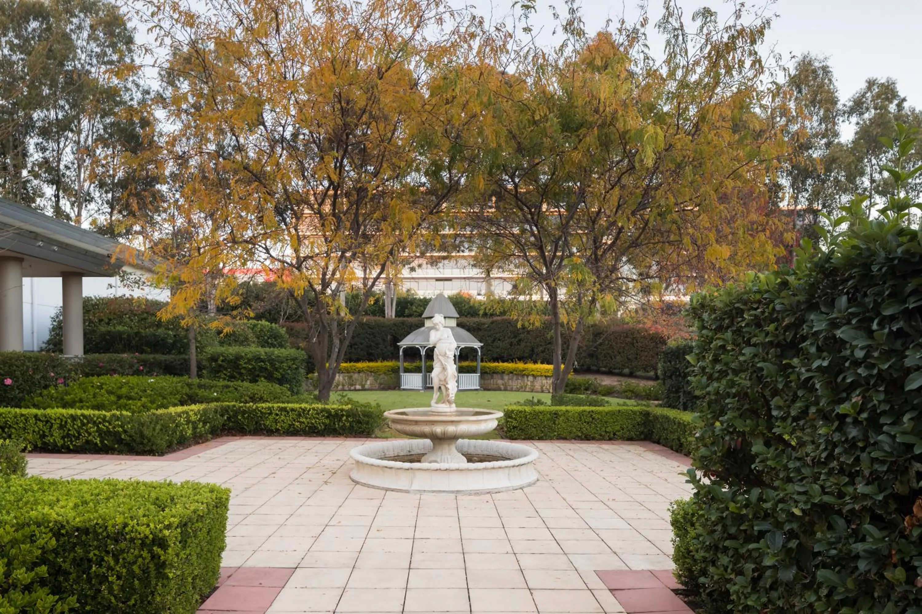 Garden view in Visy Dior