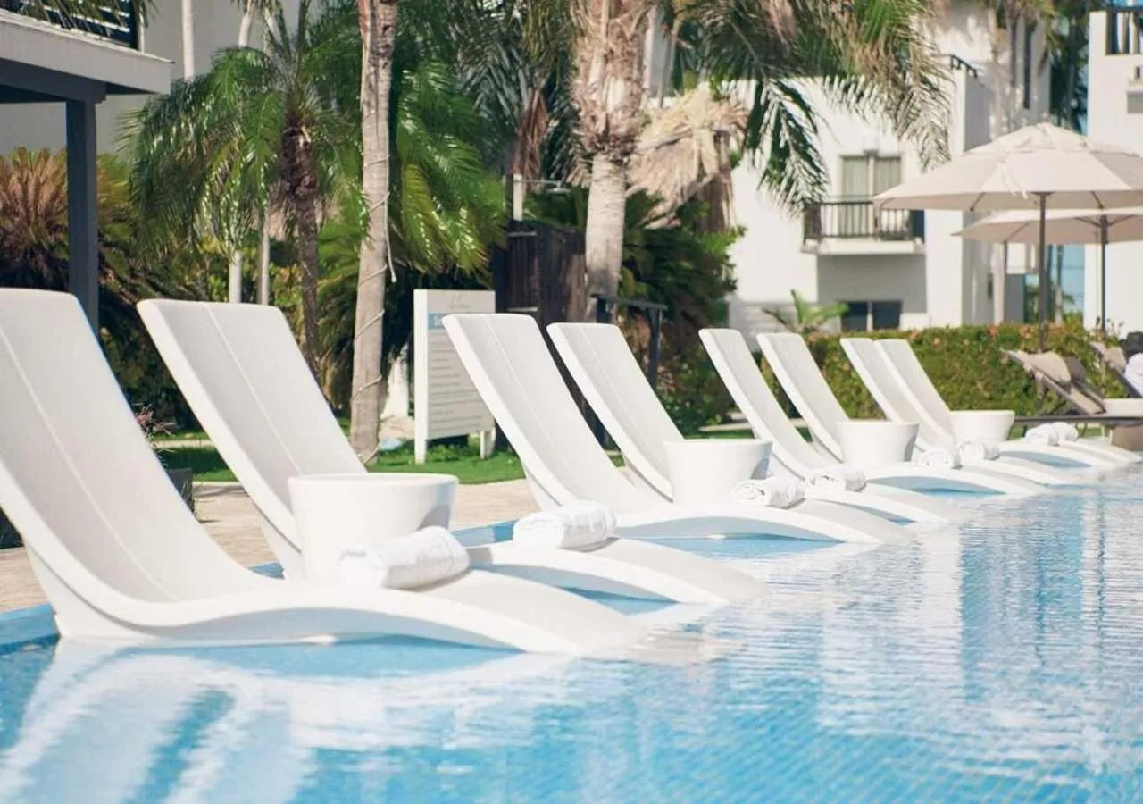 Swimming pool in Las Terrazas Resort