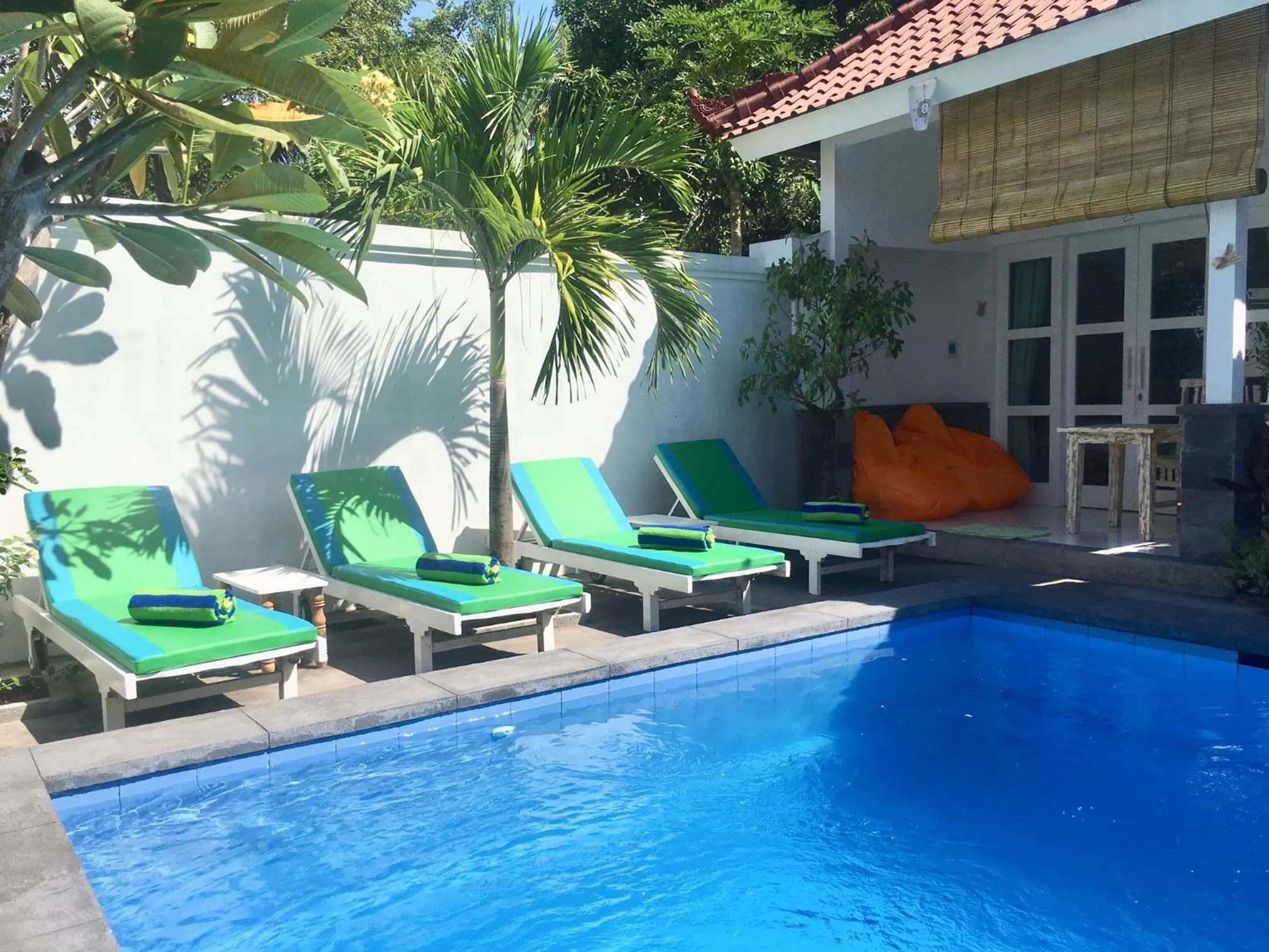 Swimming pool in Narayana Homestay