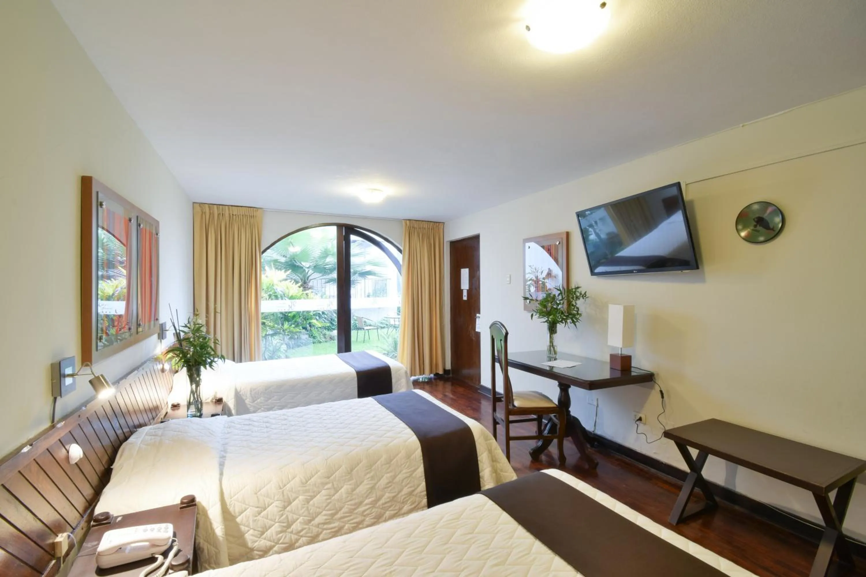 Bed in Hotel Señorial