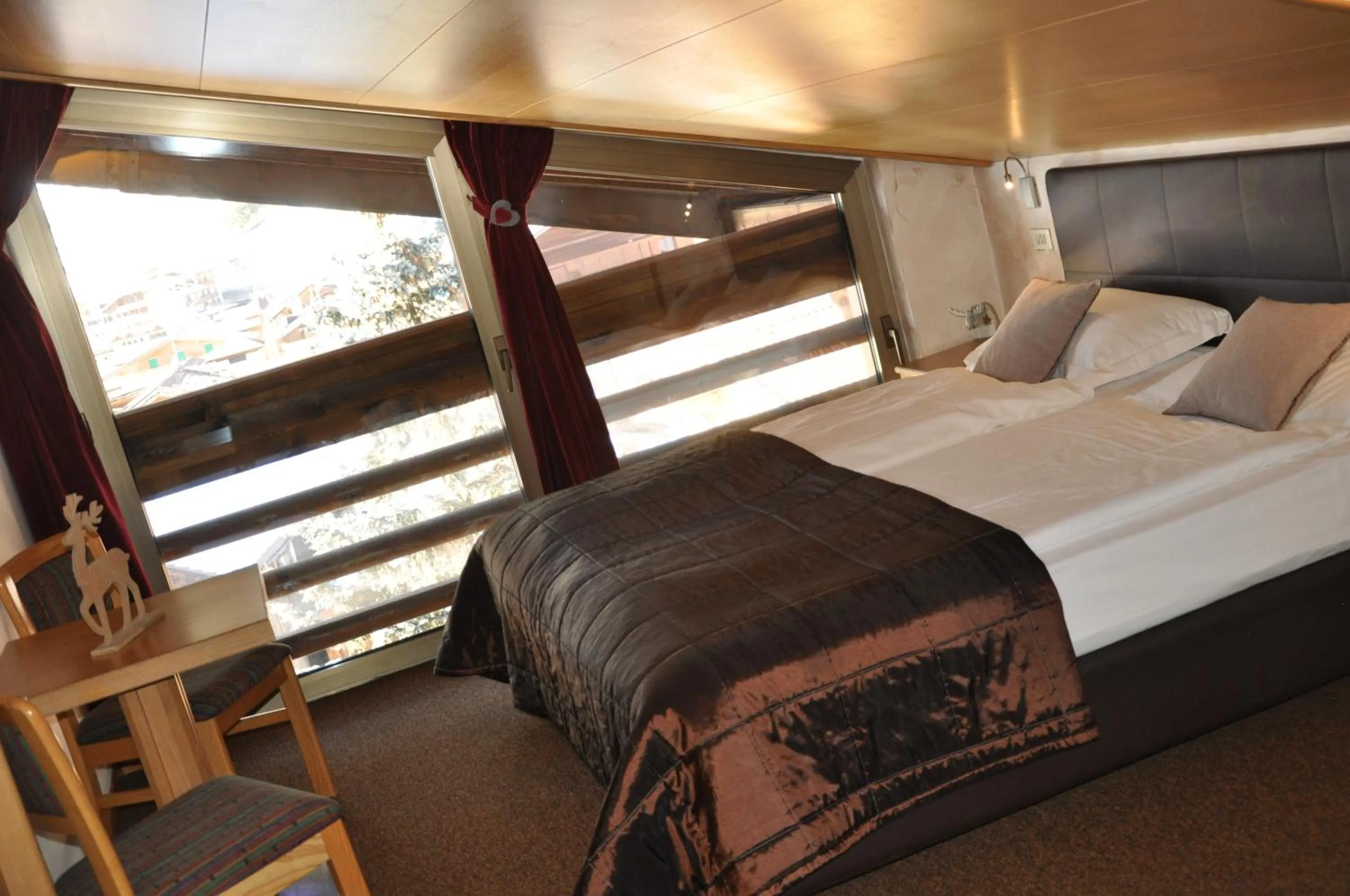 Bedroom, Bed in Residence Anda