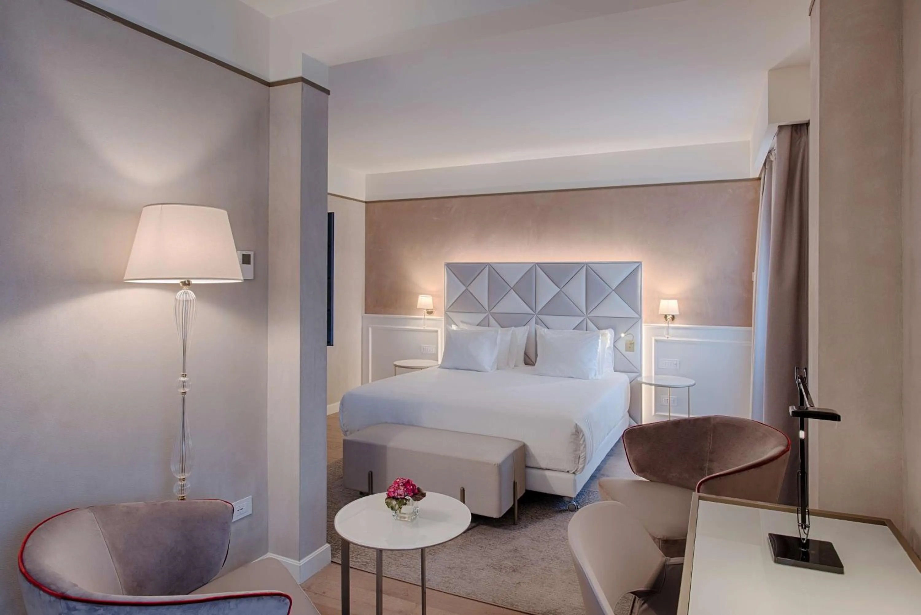 Bedroom, Bed in NH Collection Palazzo Verona