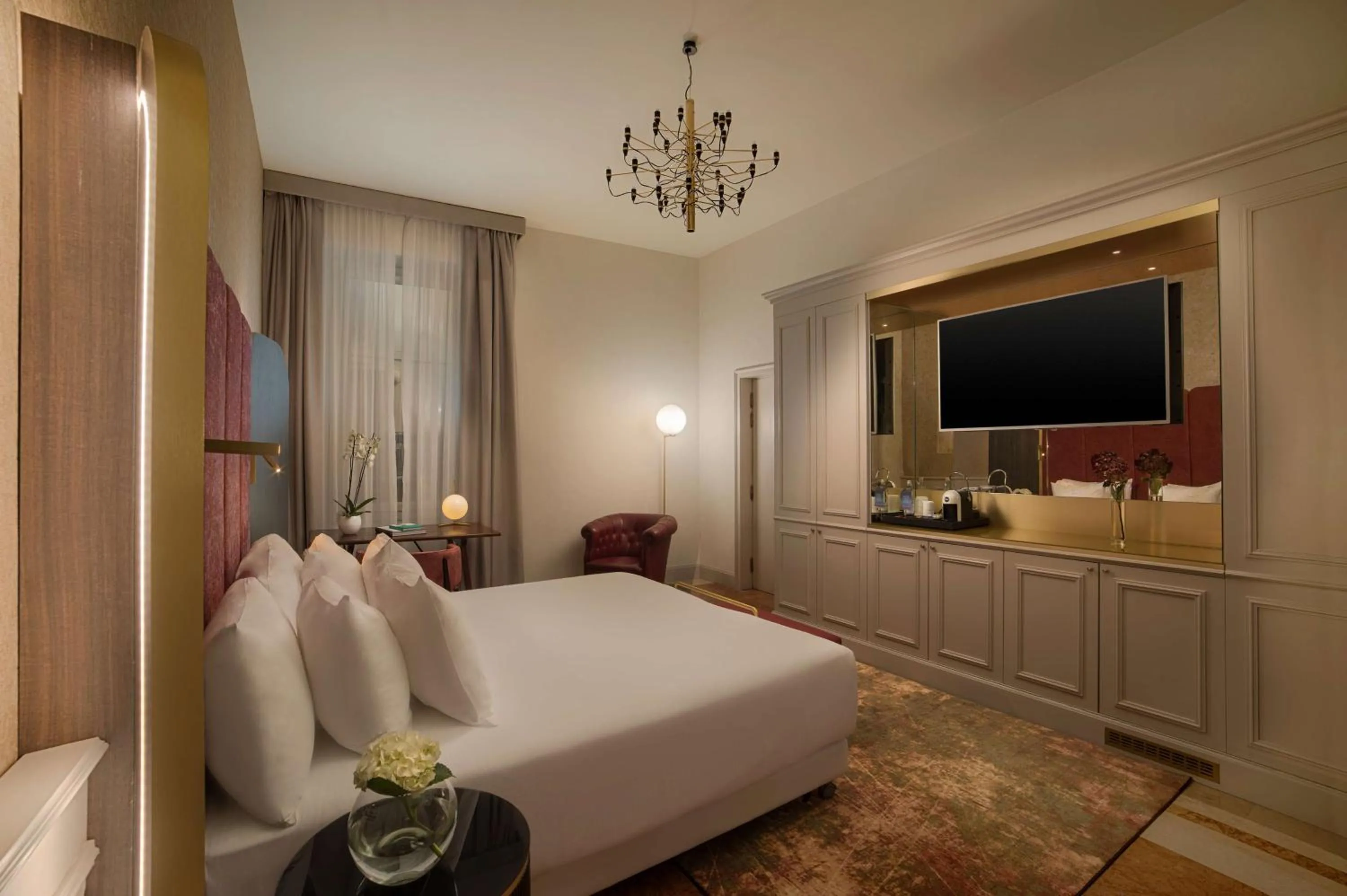 Bedroom, Bed in NH Collection Palazzo Verona