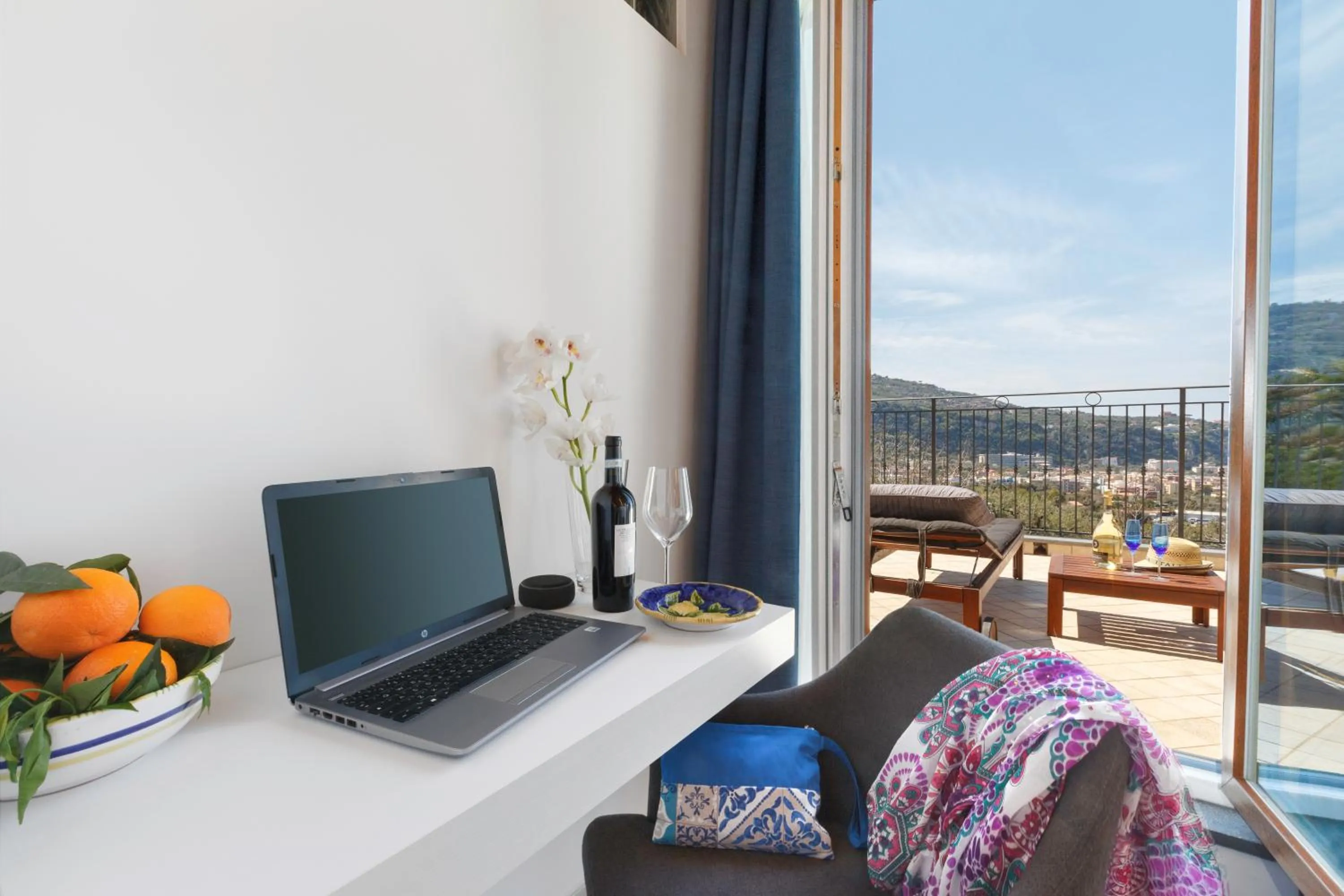 TV and multimedia in Eterea Charming Suites