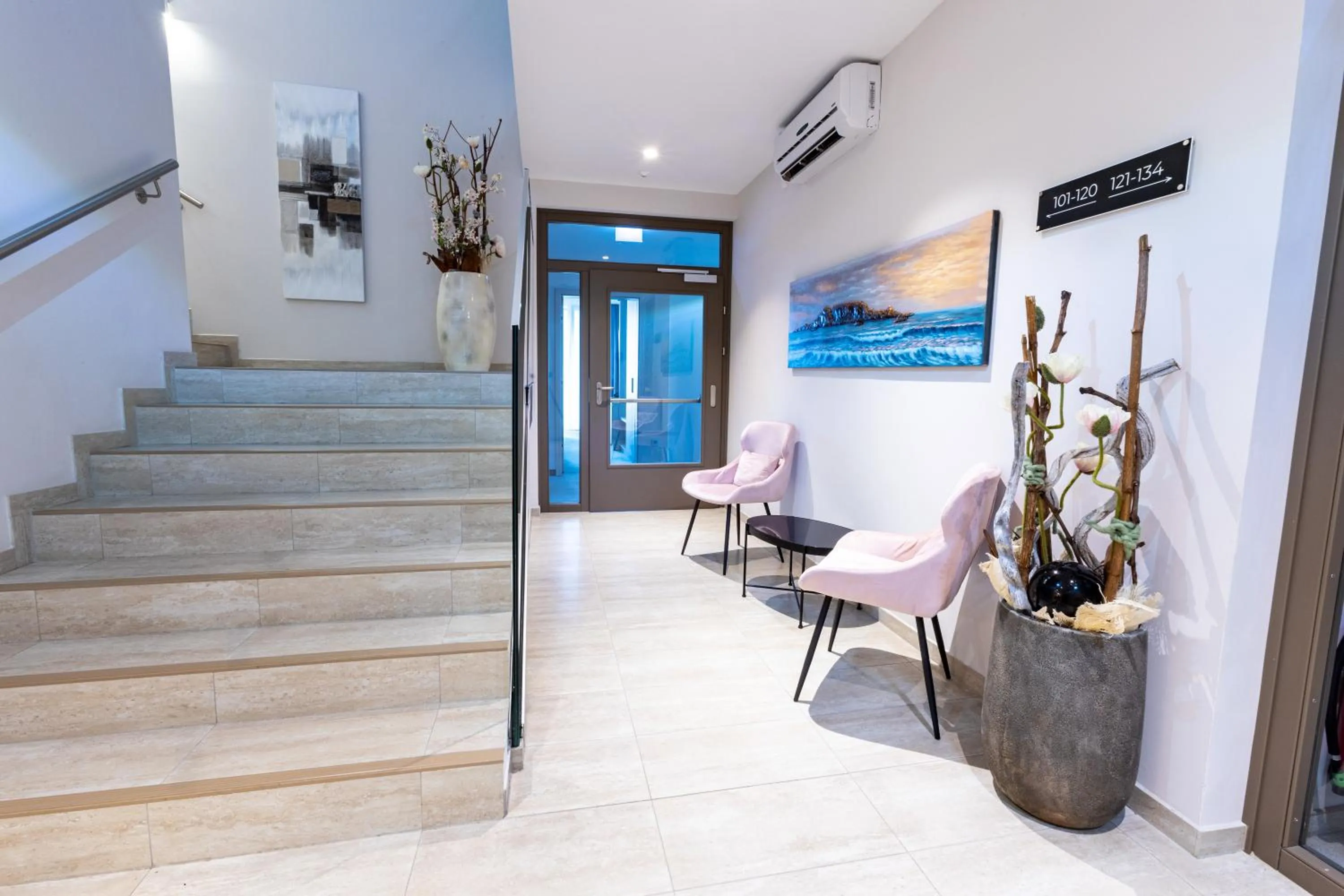 Other in Hotel Seven