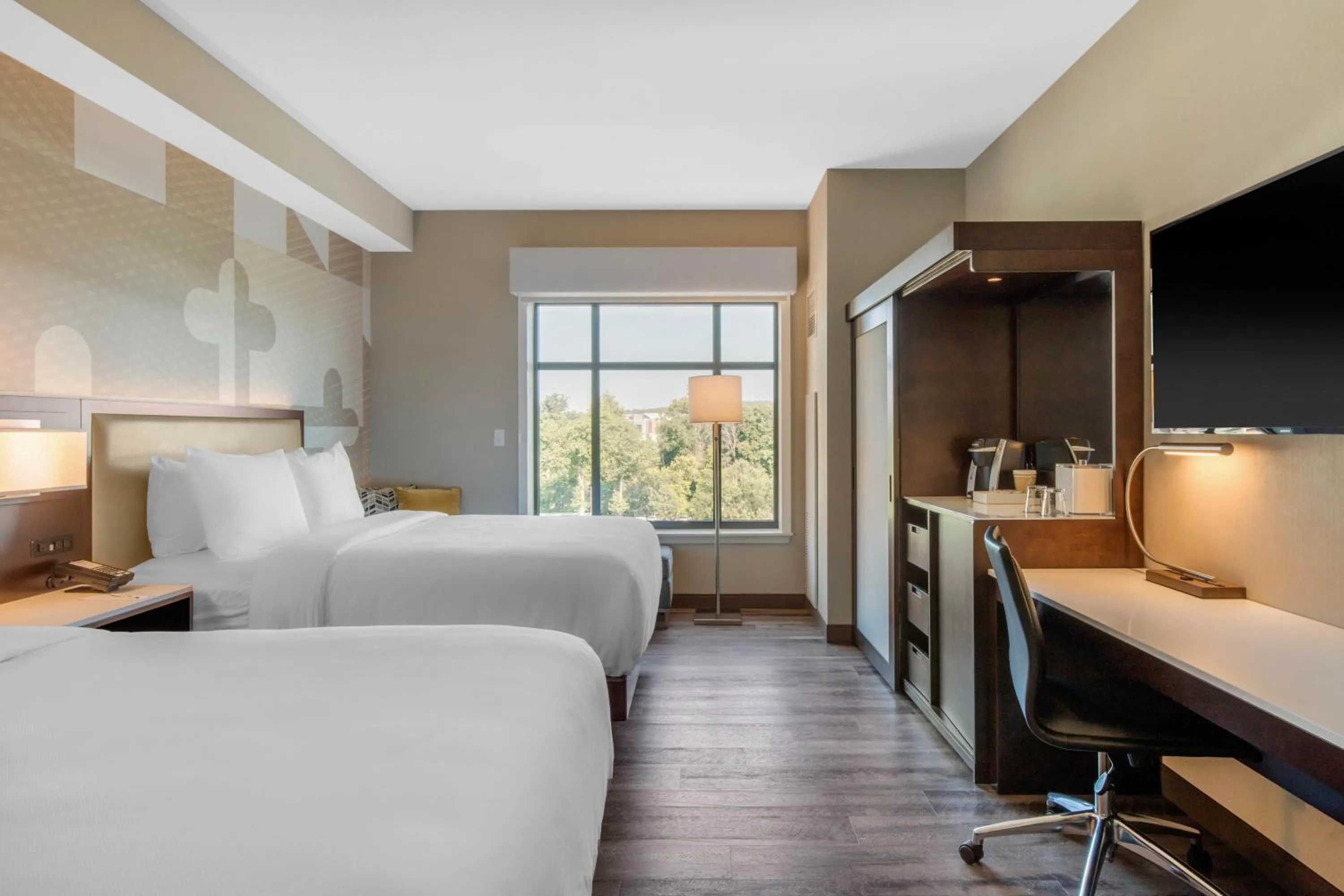 Bed in Cambria Hotel College Park