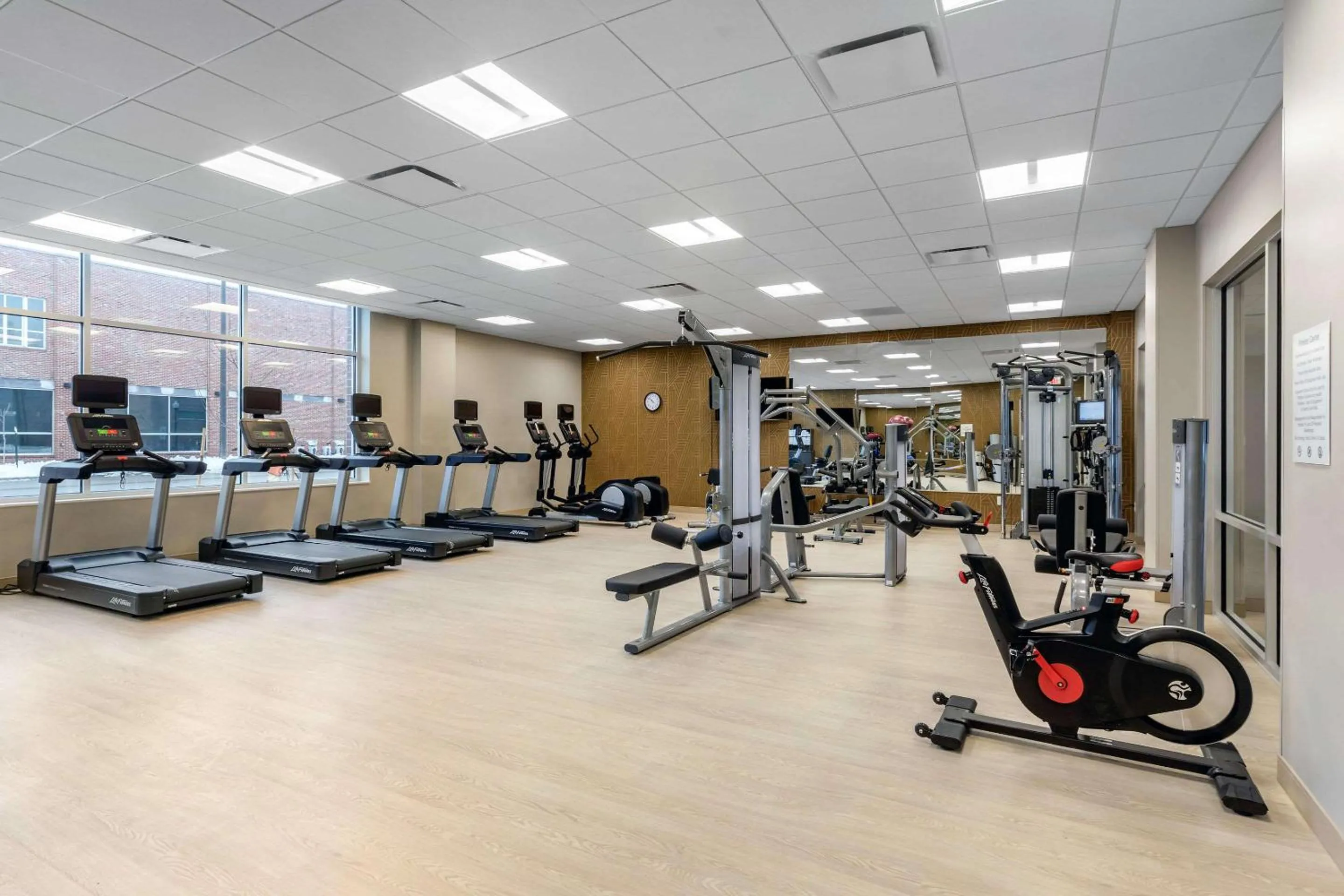 Fitness centre/facilities in Cambria Hotel Omaha Downtown