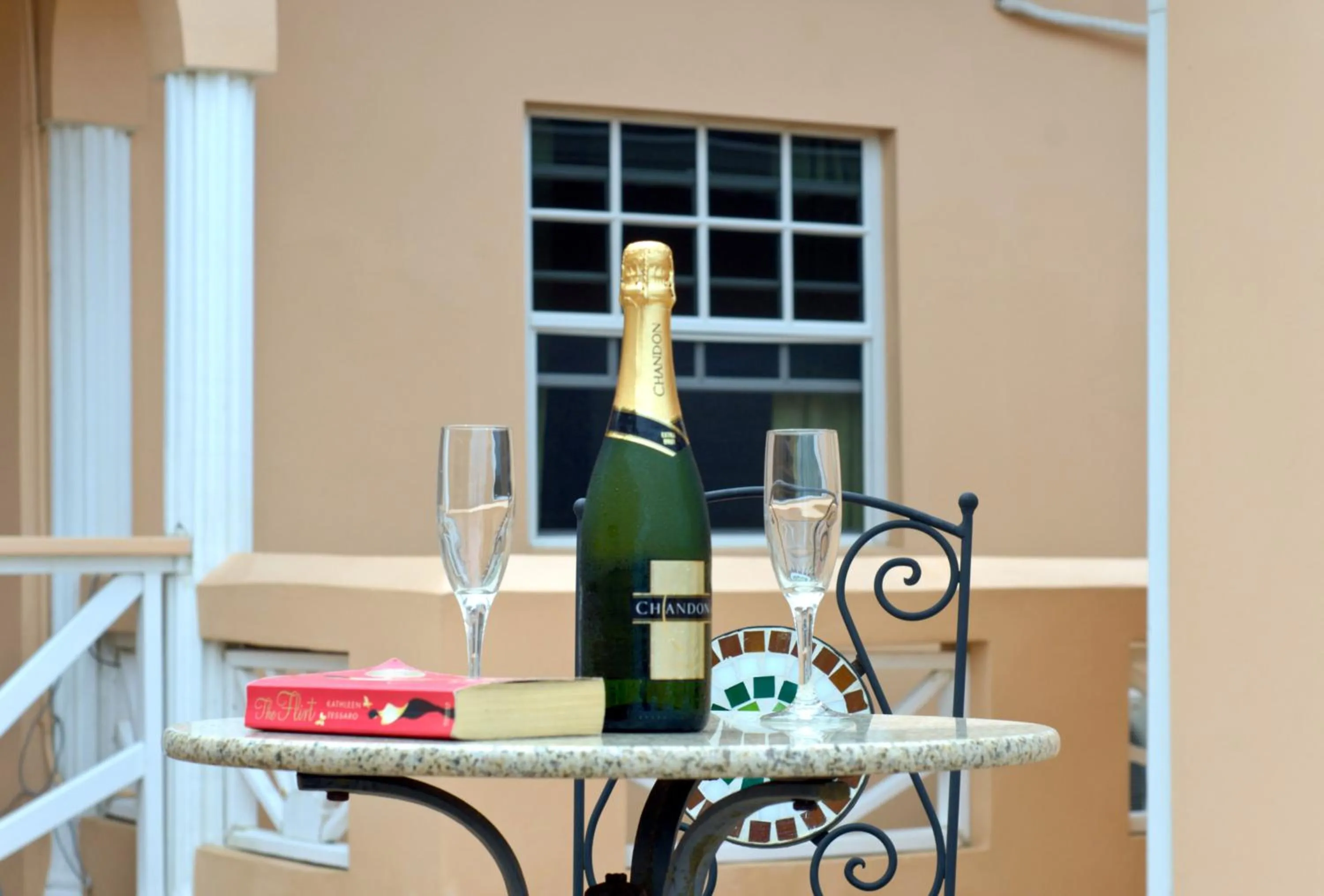 Balcony/Terrace in La Heliconia & Day Spa