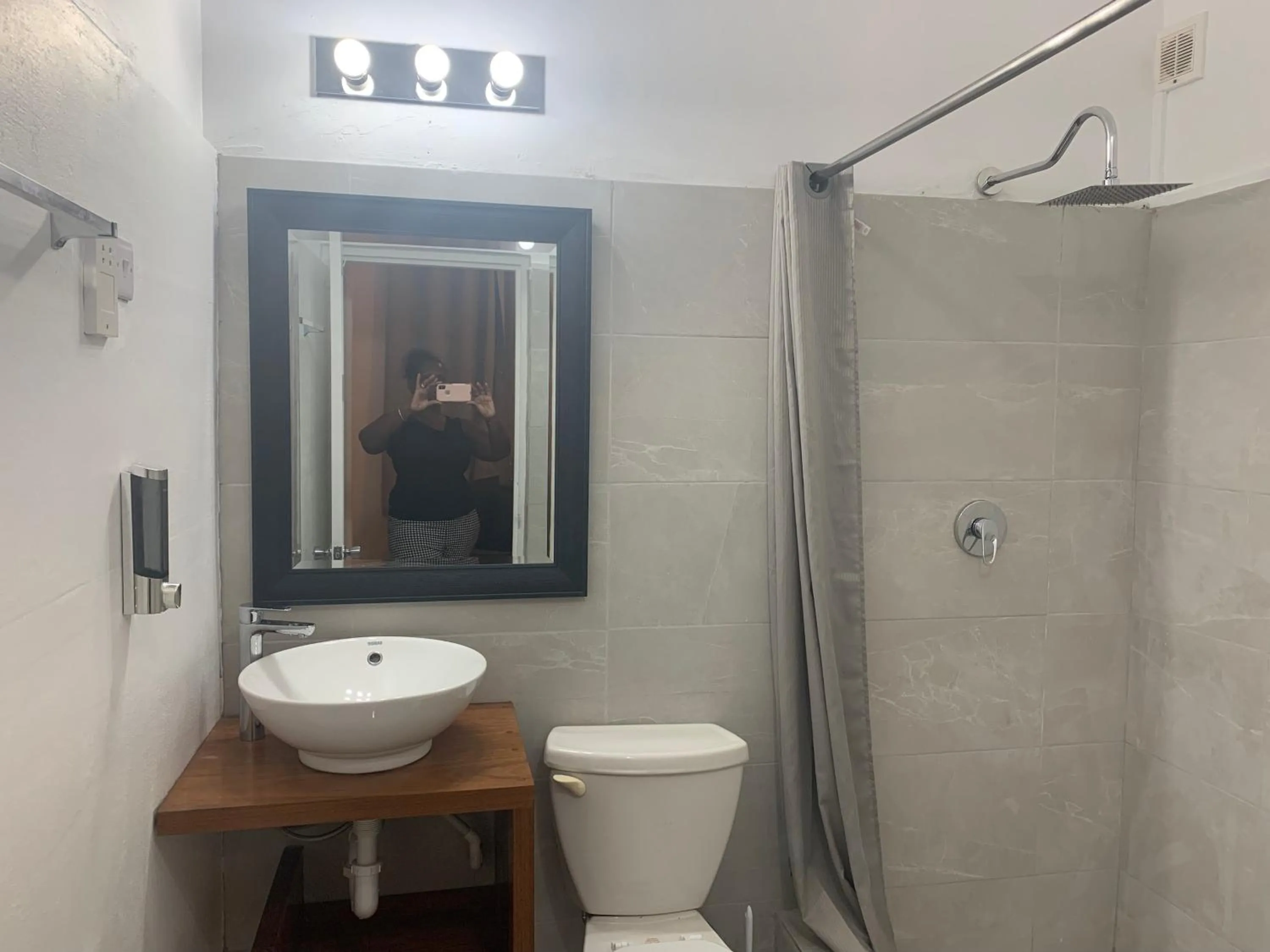 Bathroom in La Heliconia & Day Spa