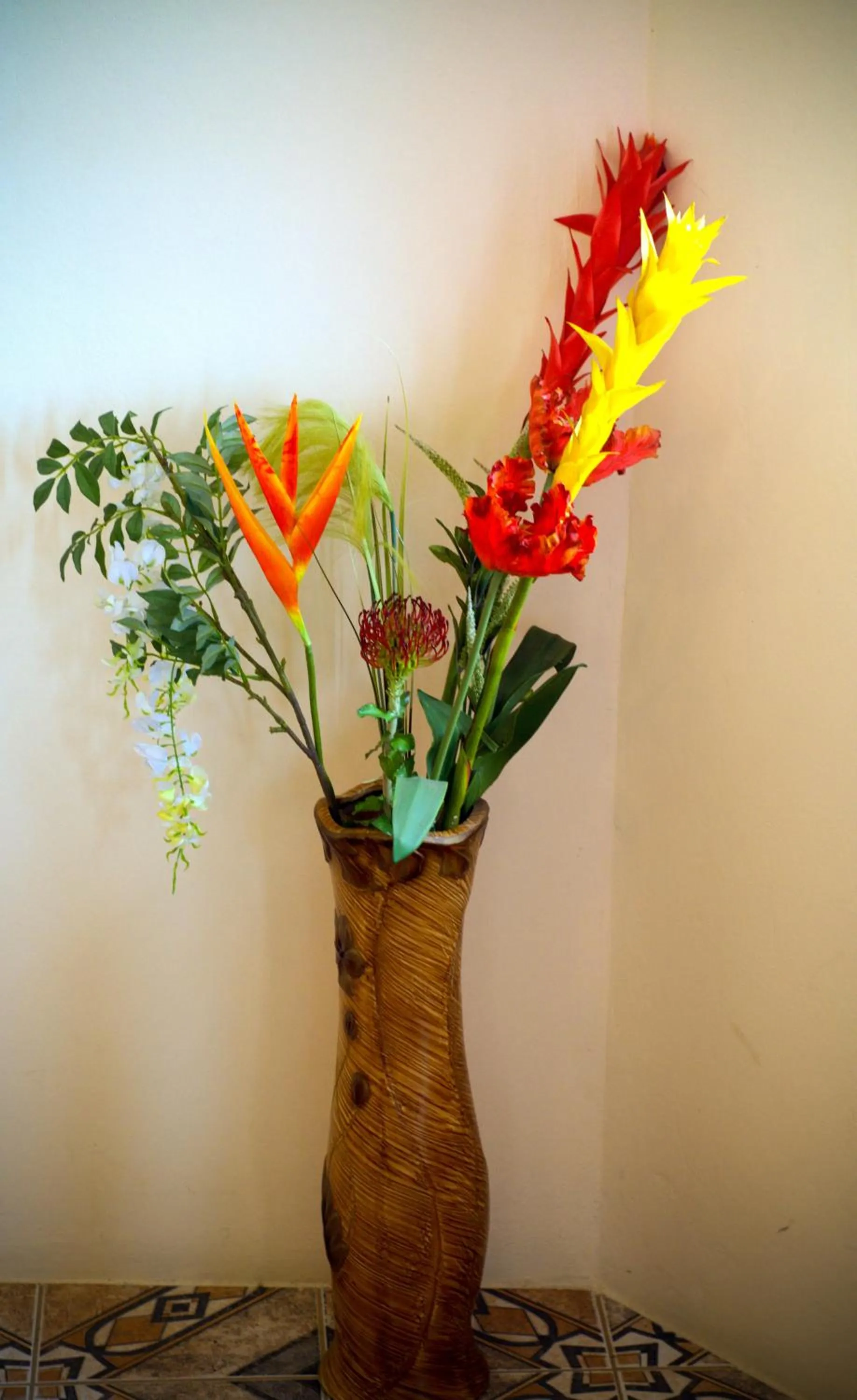 Decorative detail in La Heliconia & Day Spa
