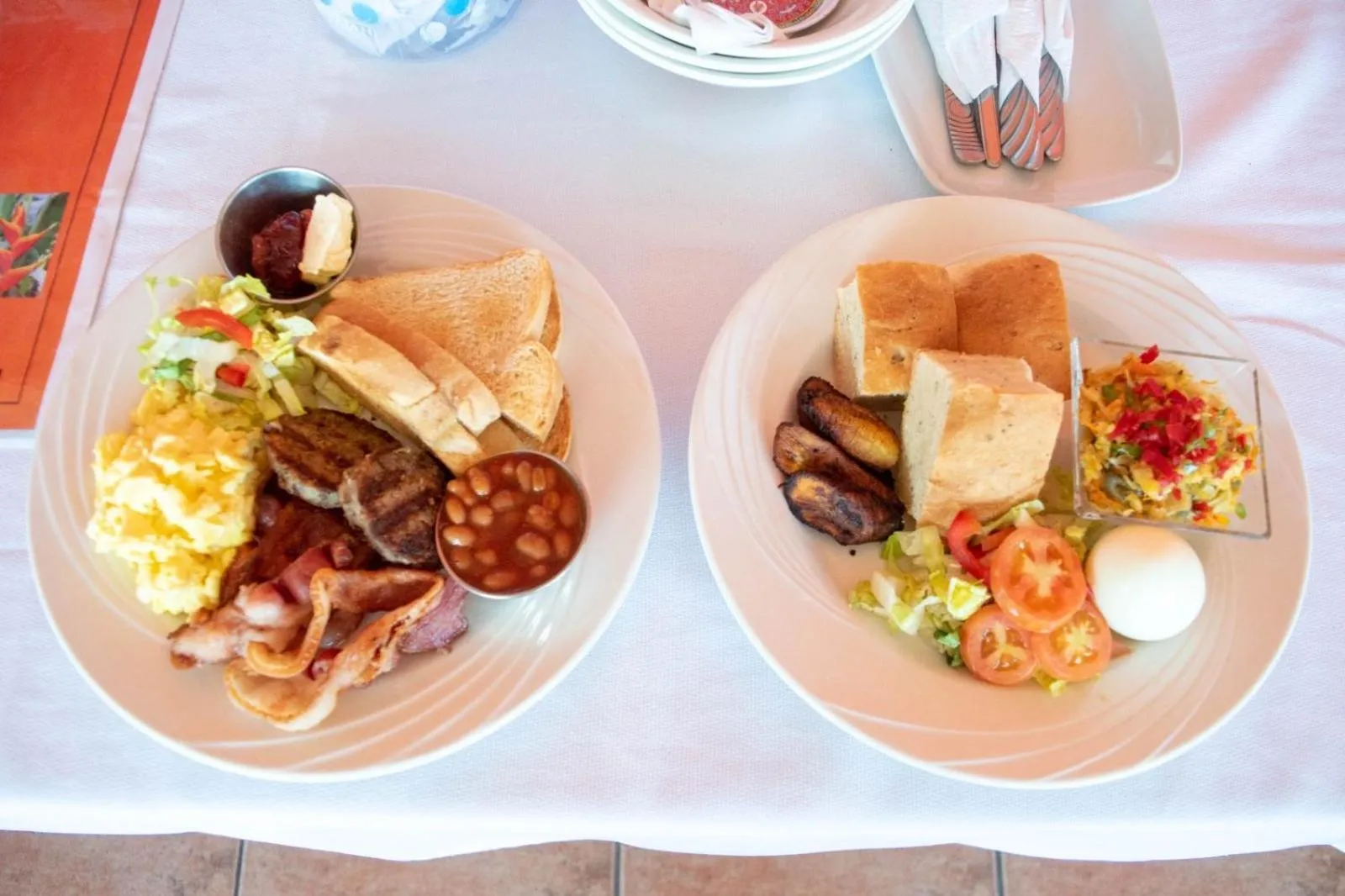 Breakfast in La Heliconia & Day Spa