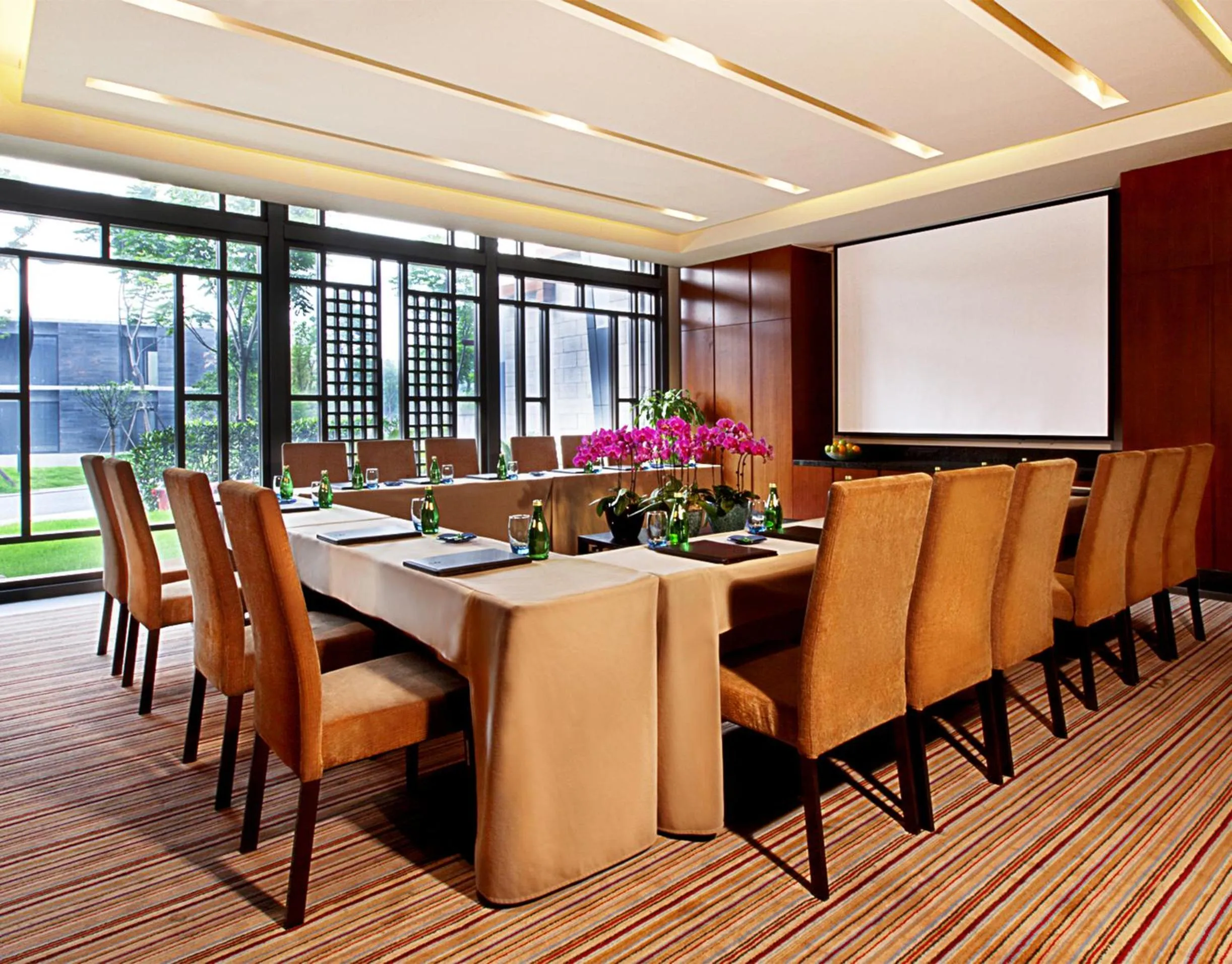Business facilities in Angsana Hangzhou
