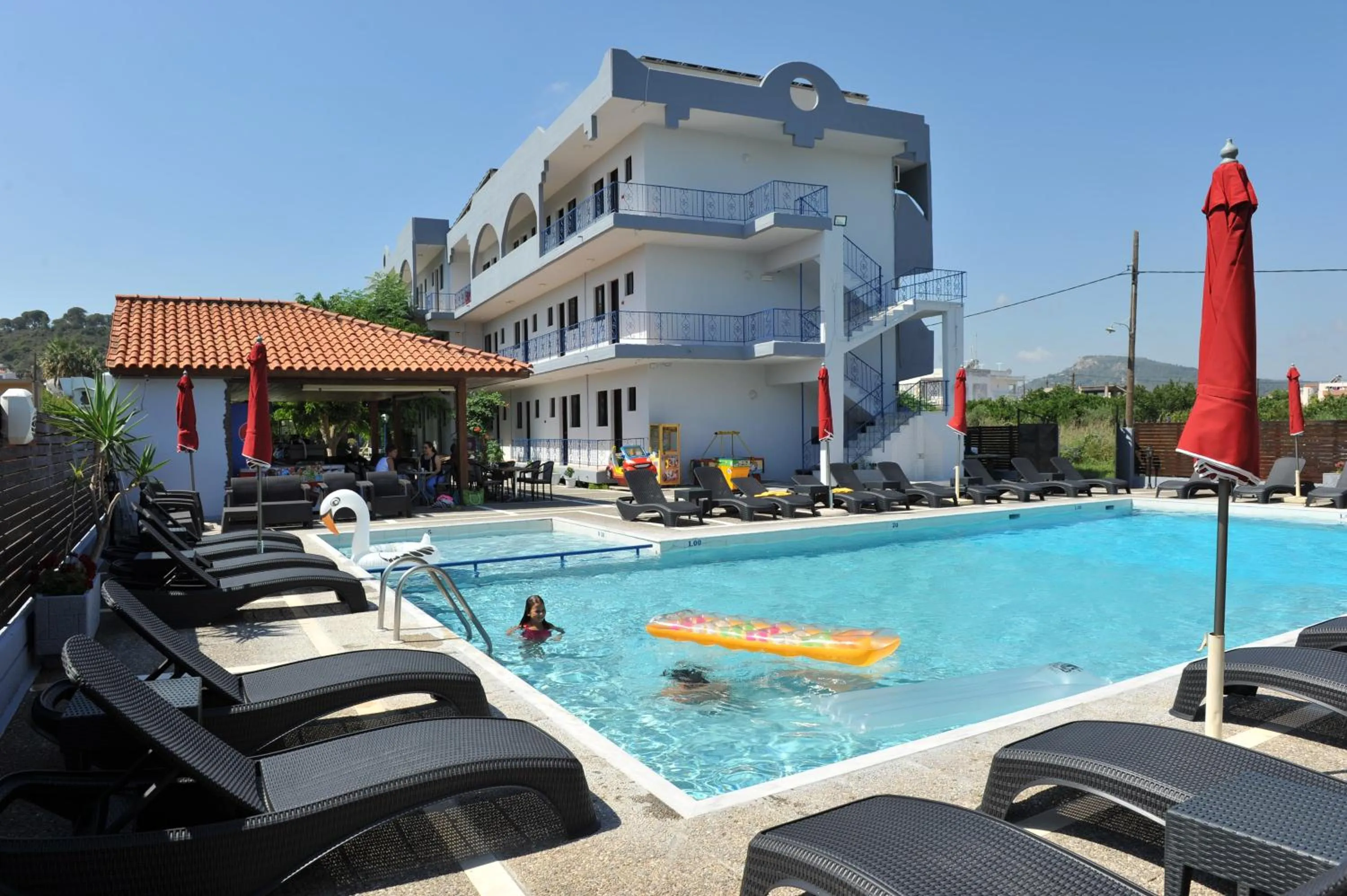 Swimming pool in Maritime