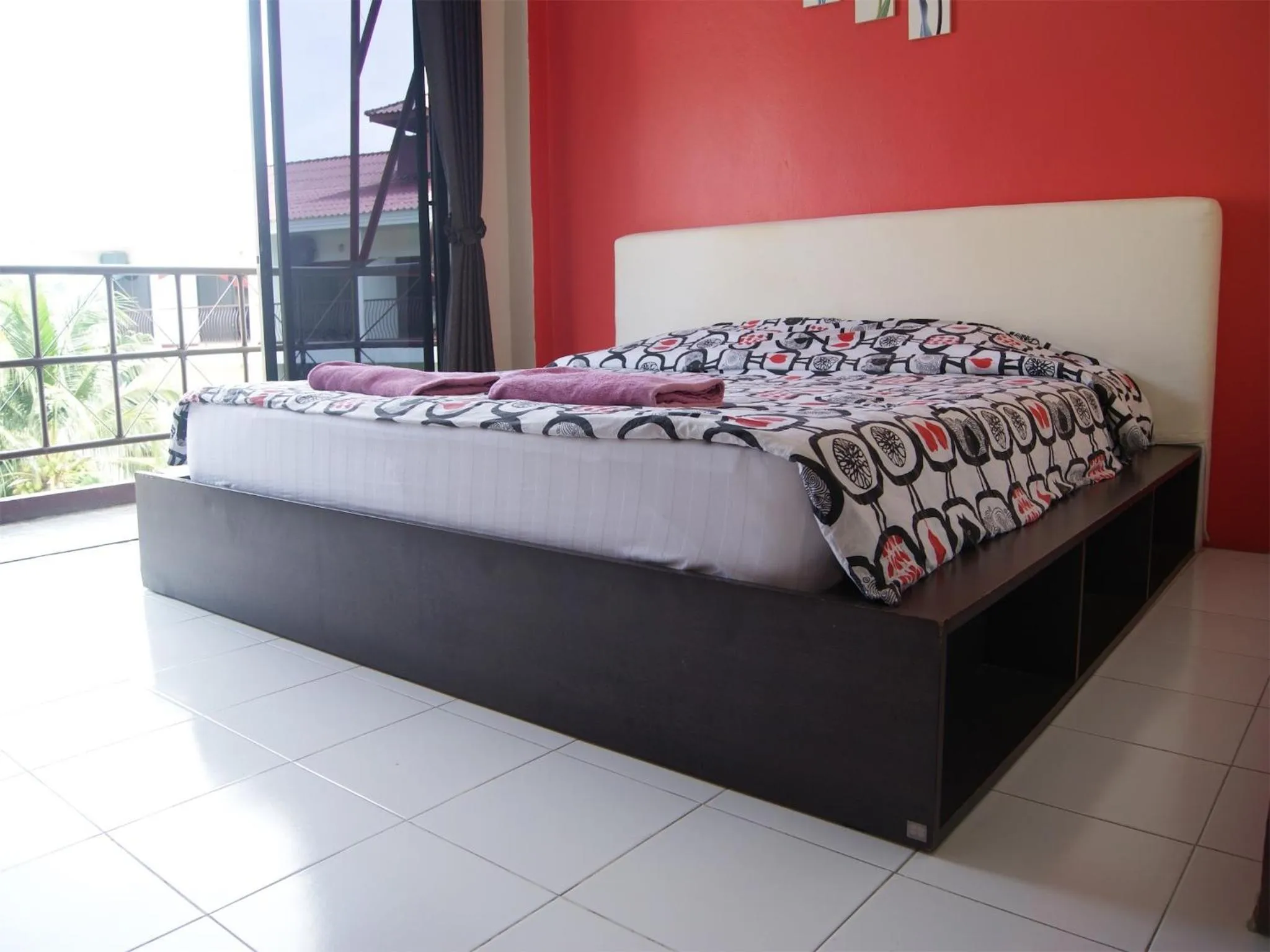 Photo of the whole room, Bed in Pineapple Guesthouse