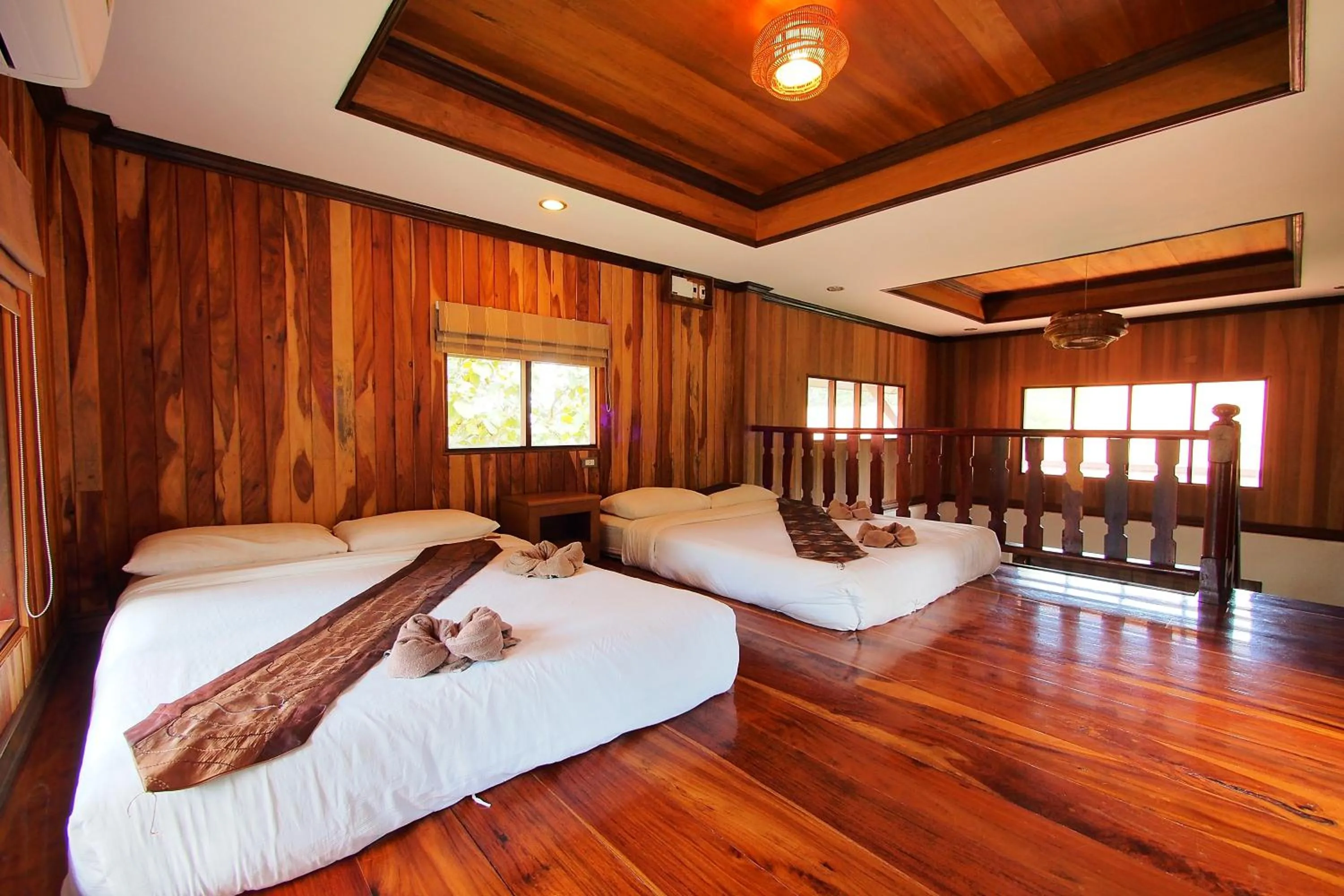 Bedroom, Bed in Blue Diamond Resort