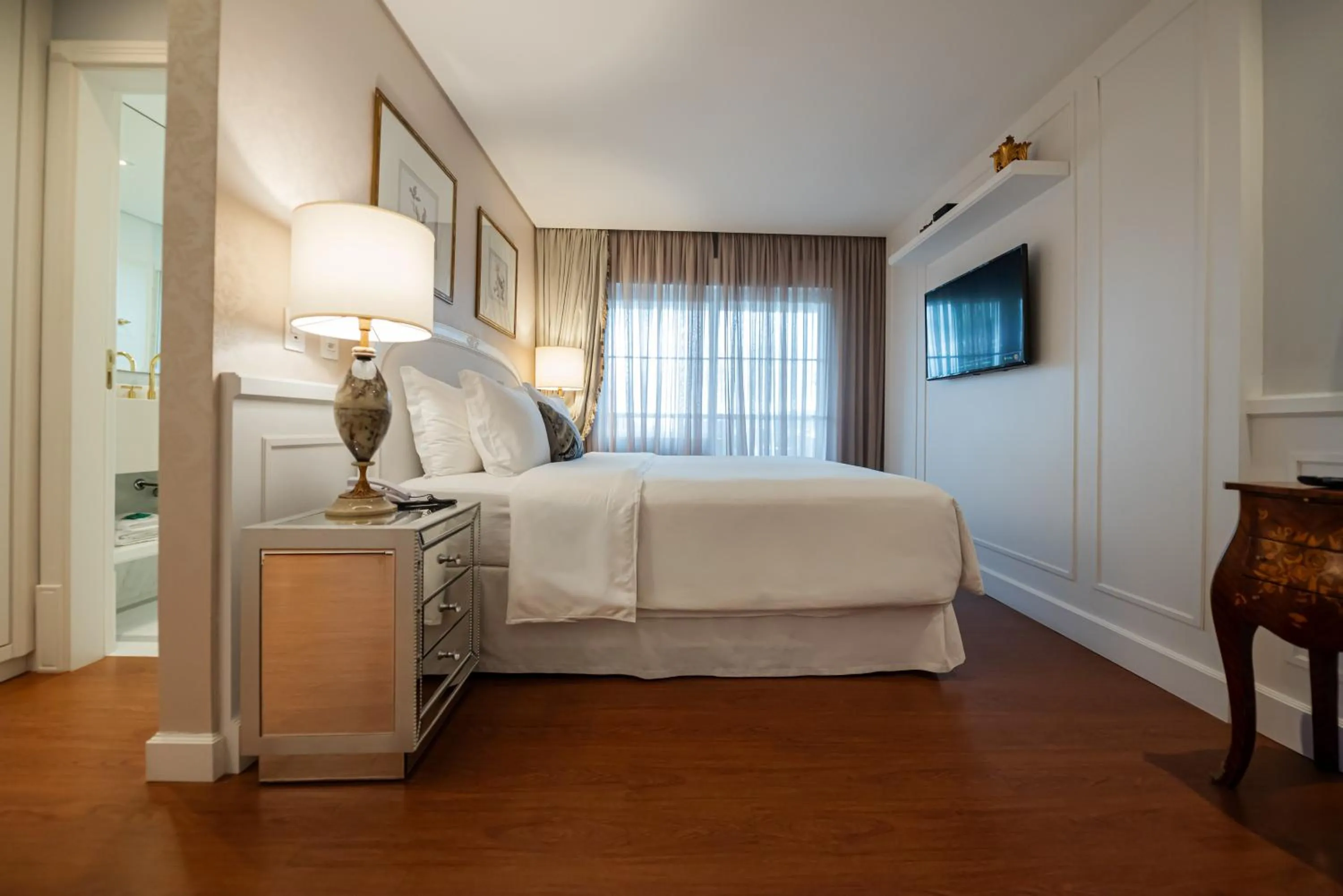 Bed in Villa do Vale Boutique Hotel