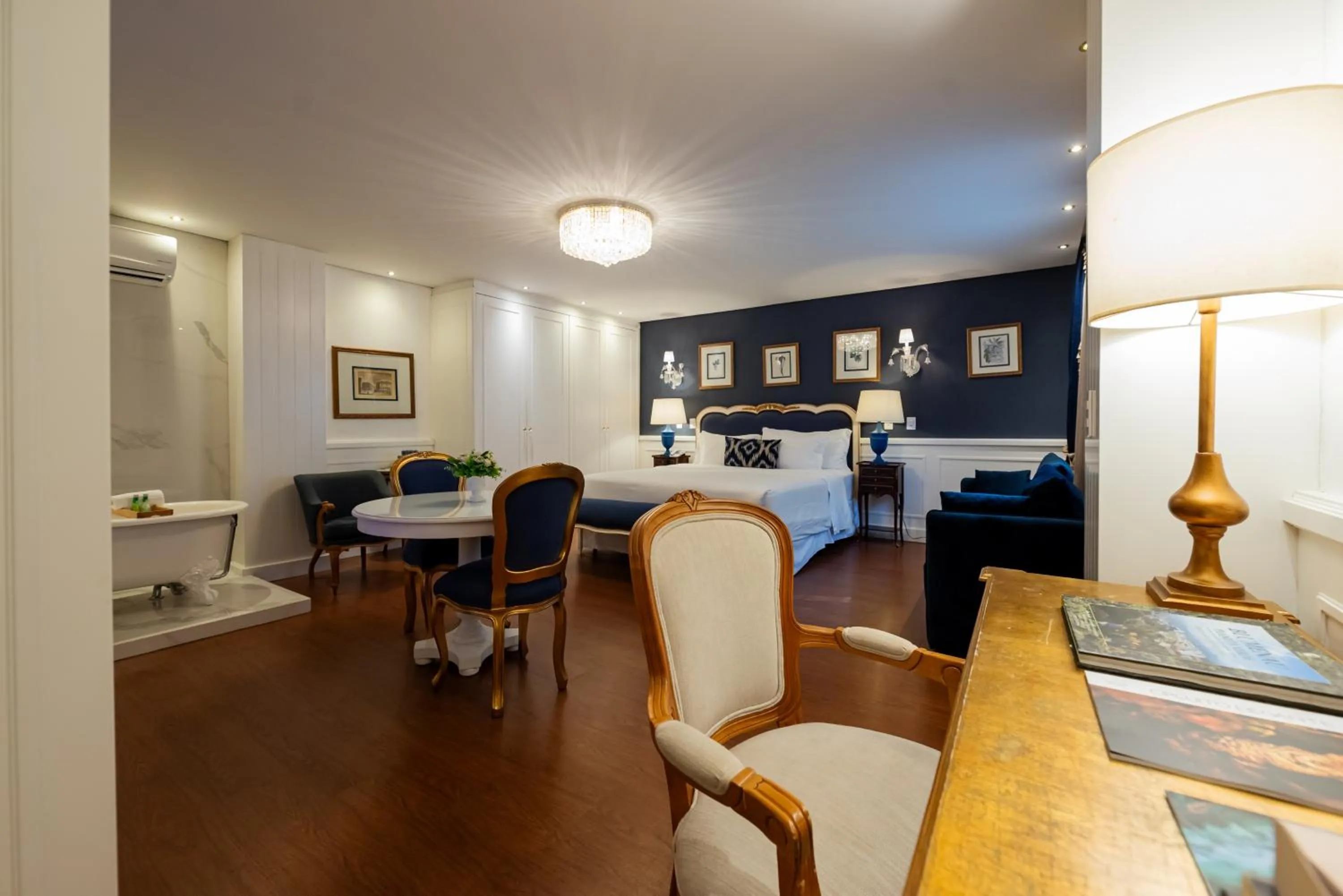 Photo of the whole room in Villa do Vale Boutique Hotel