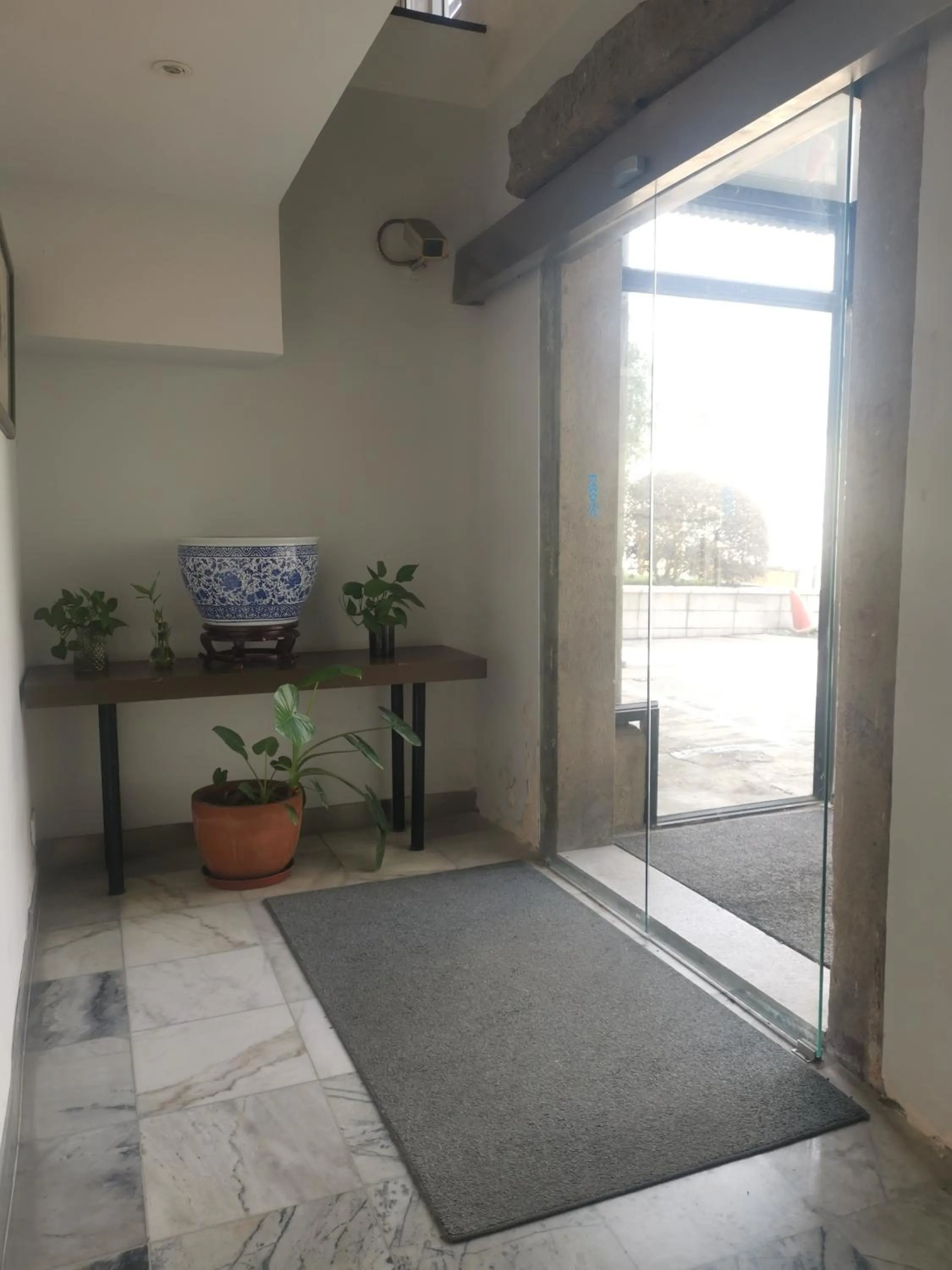 Facade/entrance in Shanghai Fish Inn Bund