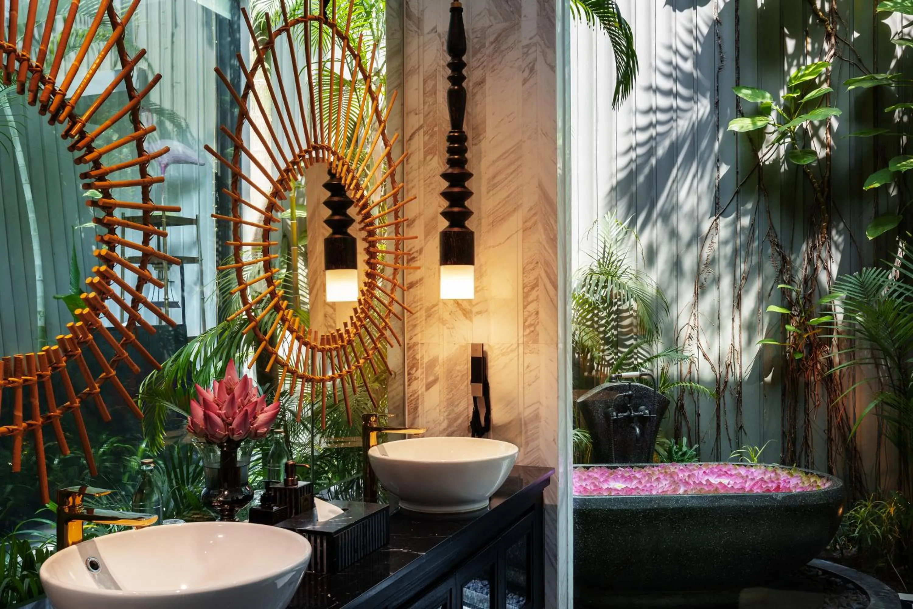 Bathroom in Shinta Mani Angkor