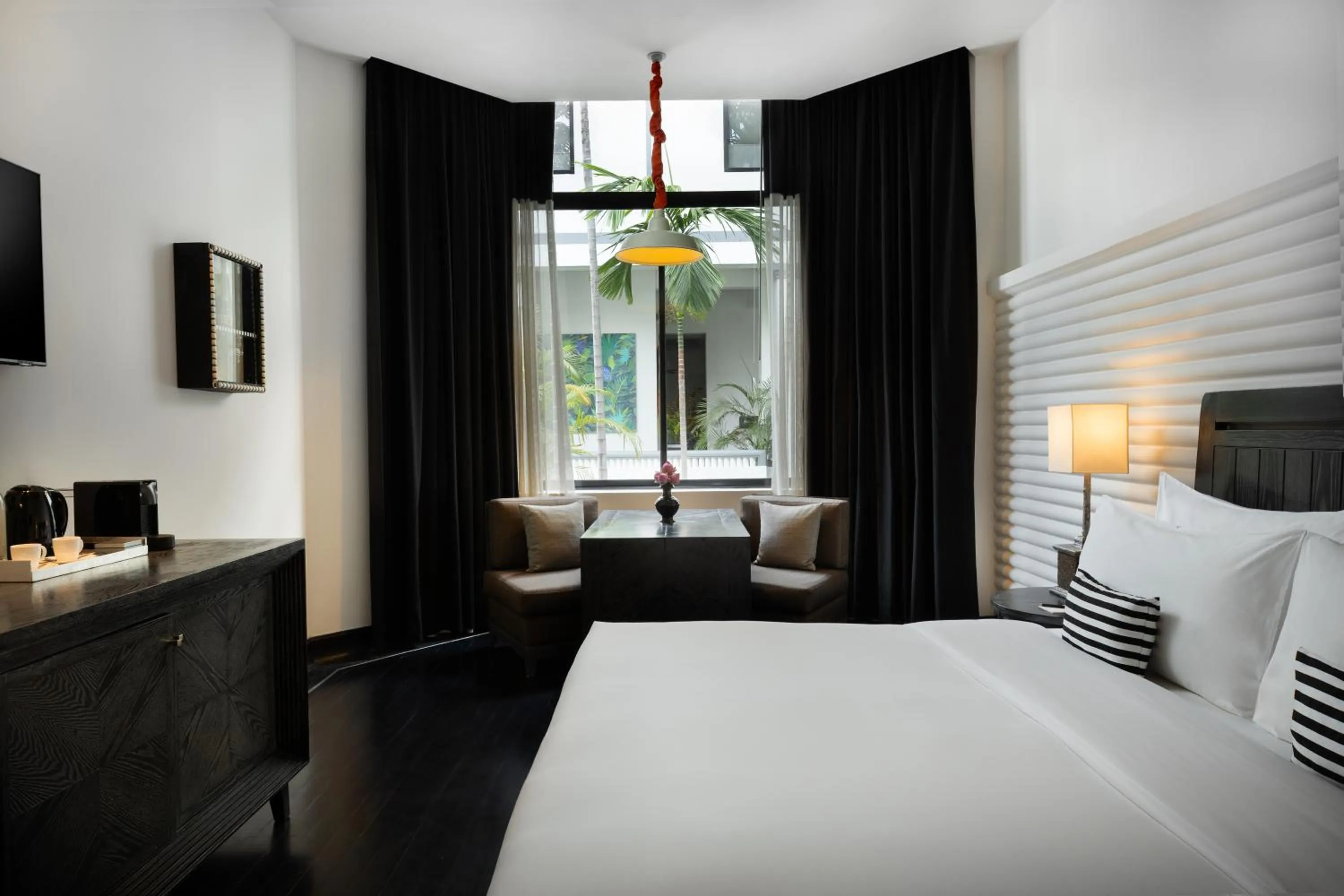 Bedroom, Bed in Shinta Mani Angkor