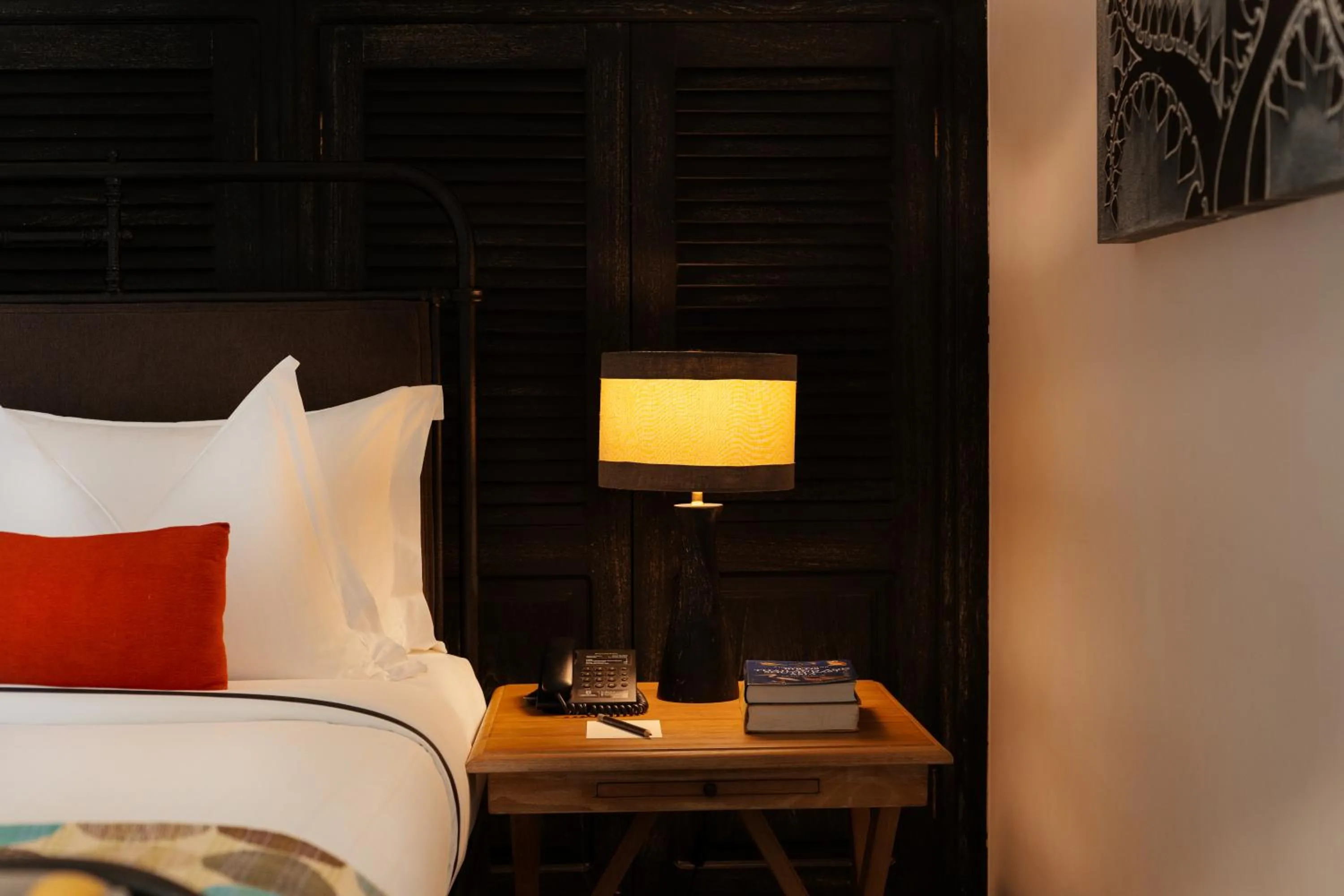 Bed in Shinta Mani Angkor