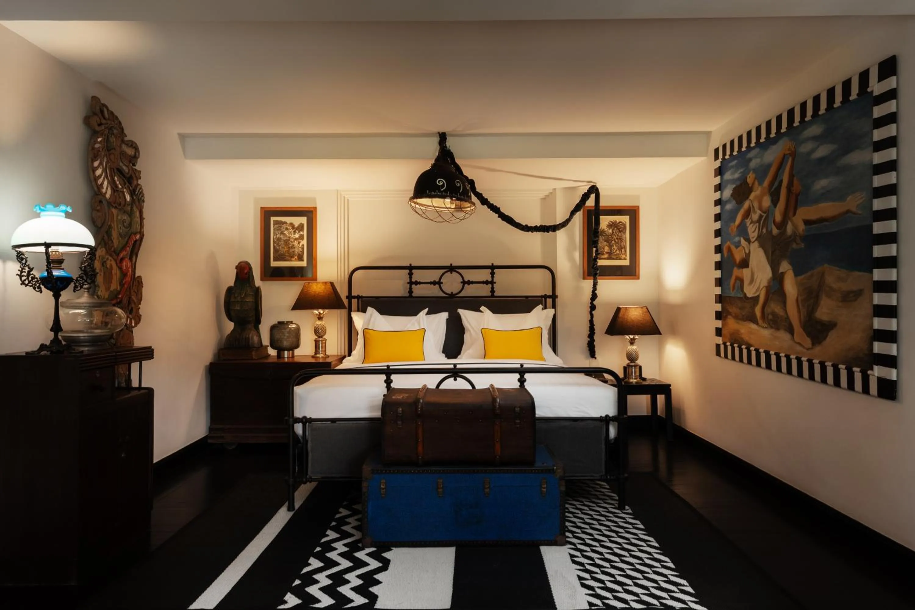 Photo of the whole room, Bed in Shinta Mani Angkor