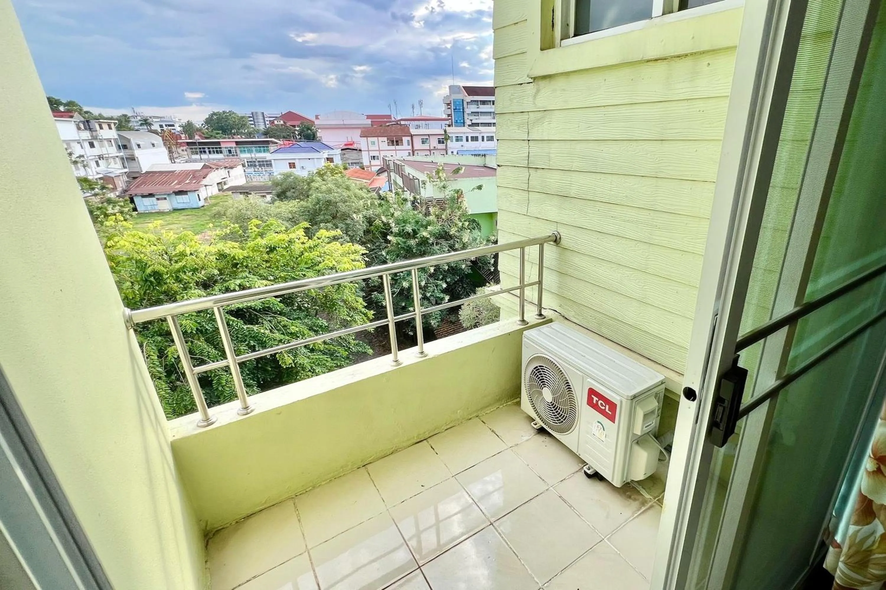 View (from property/room) in Udoncabana