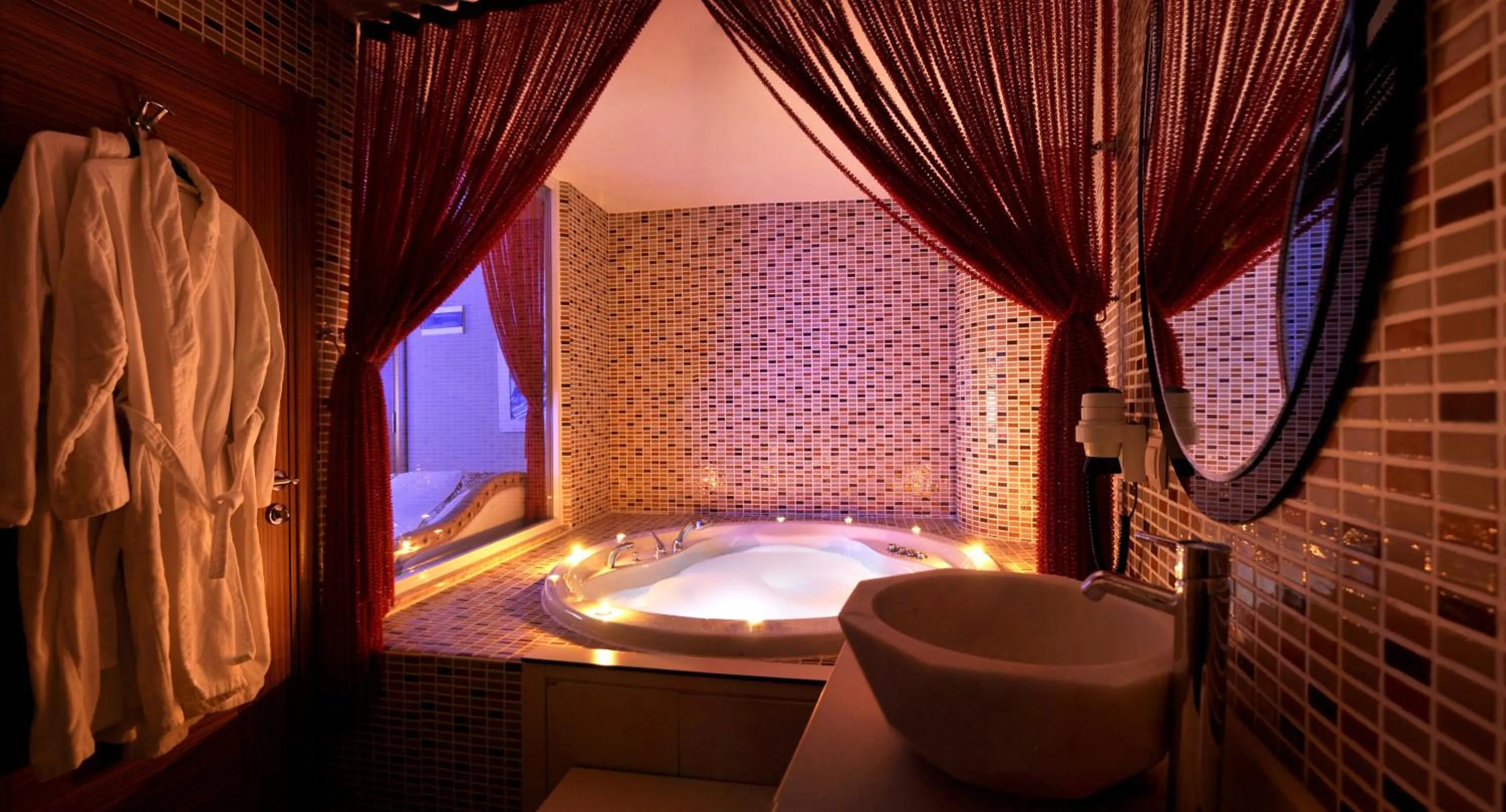 Decorative detail in Demosan Hotel