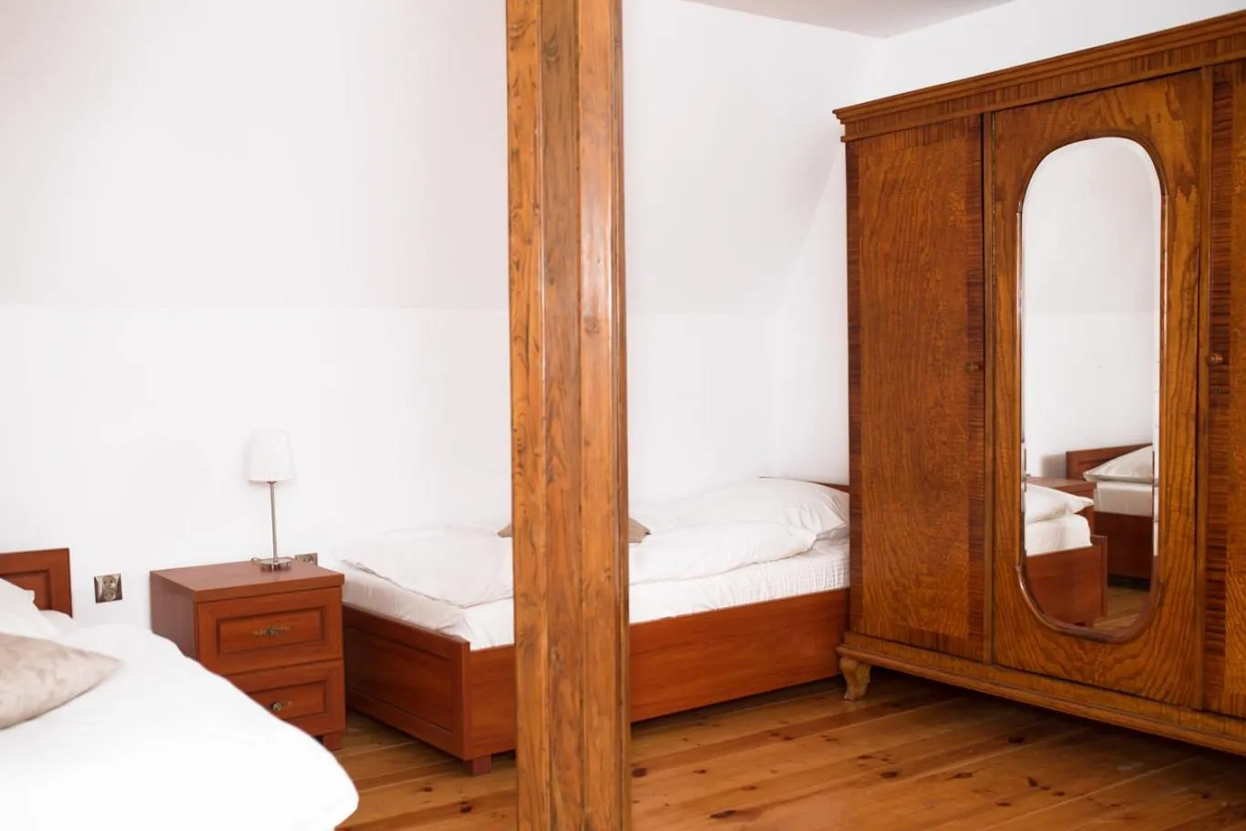 Bed in Pałac Krobielowice