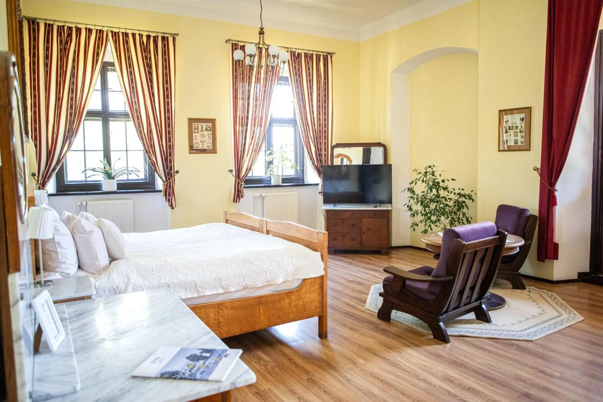 Bed in Pałac Krobielowice