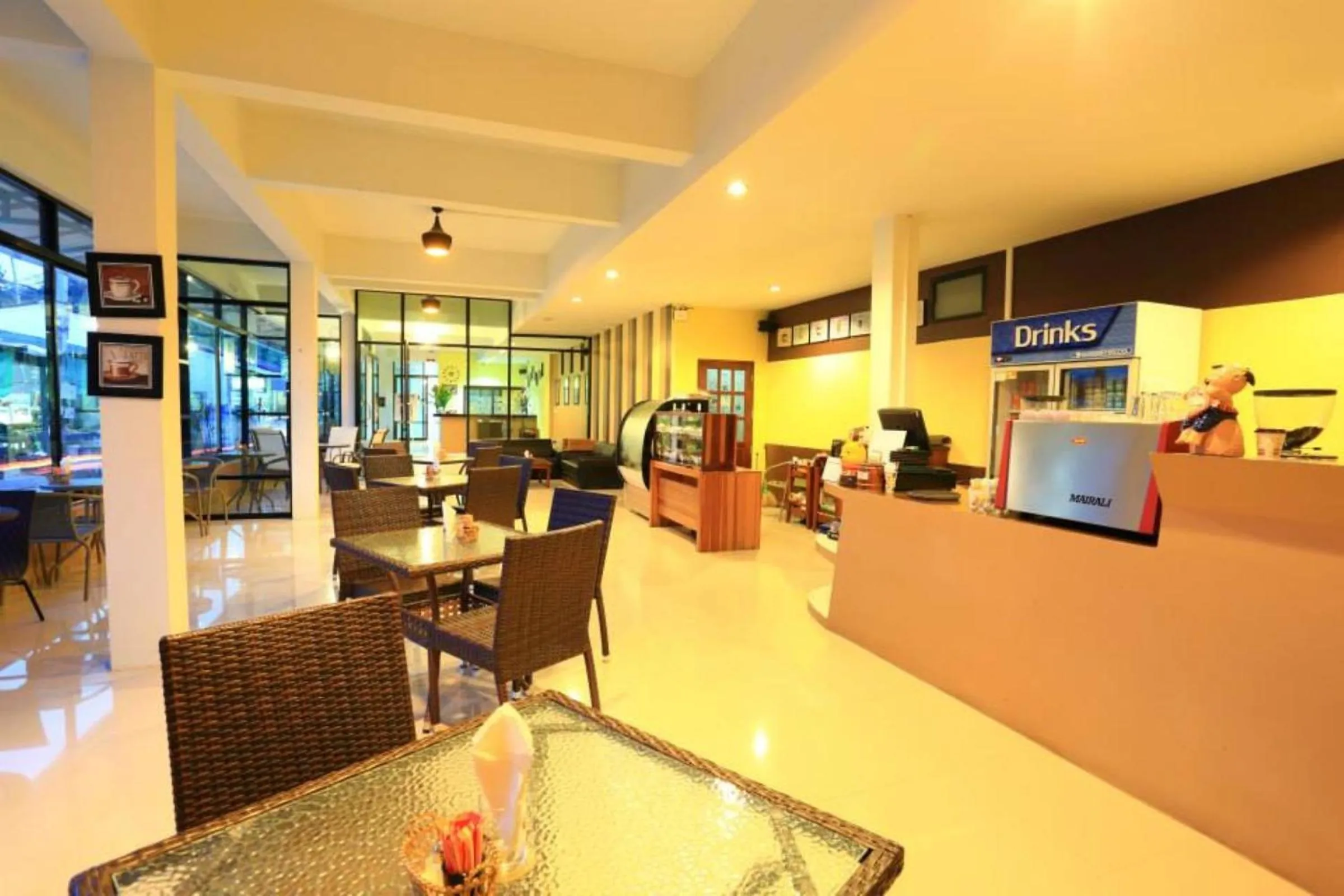 Restaurant/places to eat in Harmony Bed & Bakery