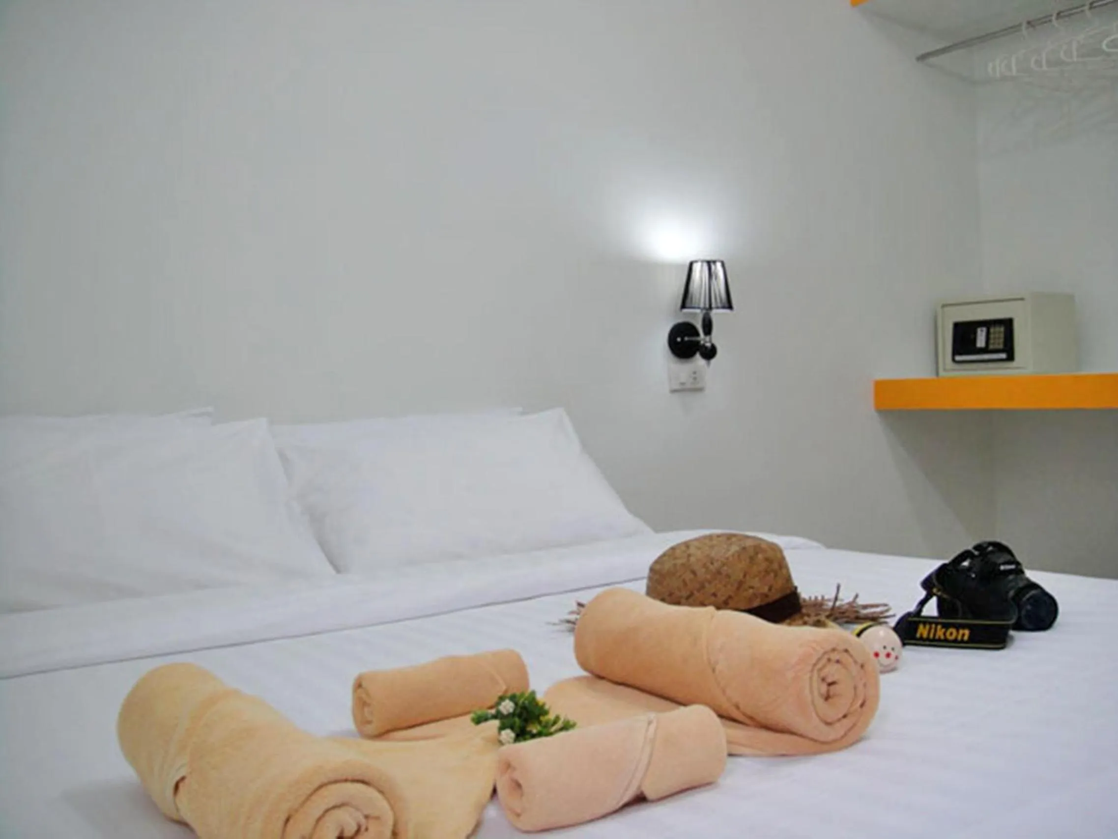 Bed in Harmony Bed & Bakery