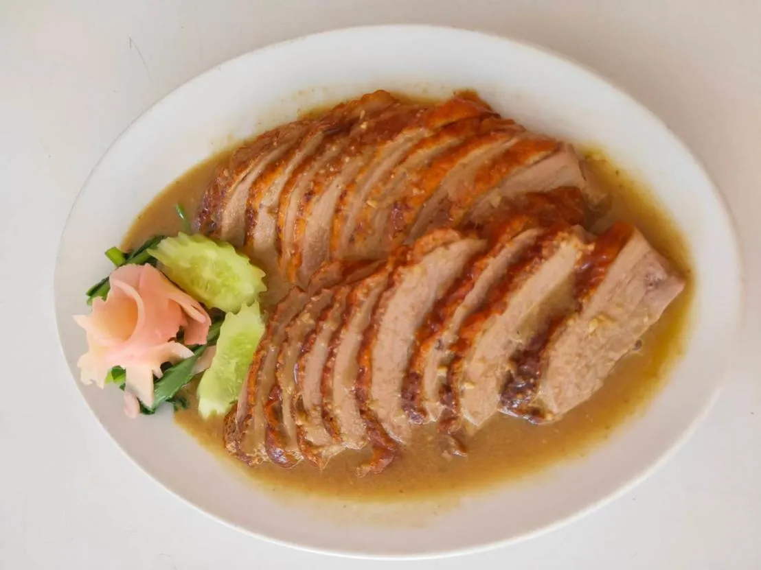 Restaurant/places to eat in Viang Tak Riverside Hotel