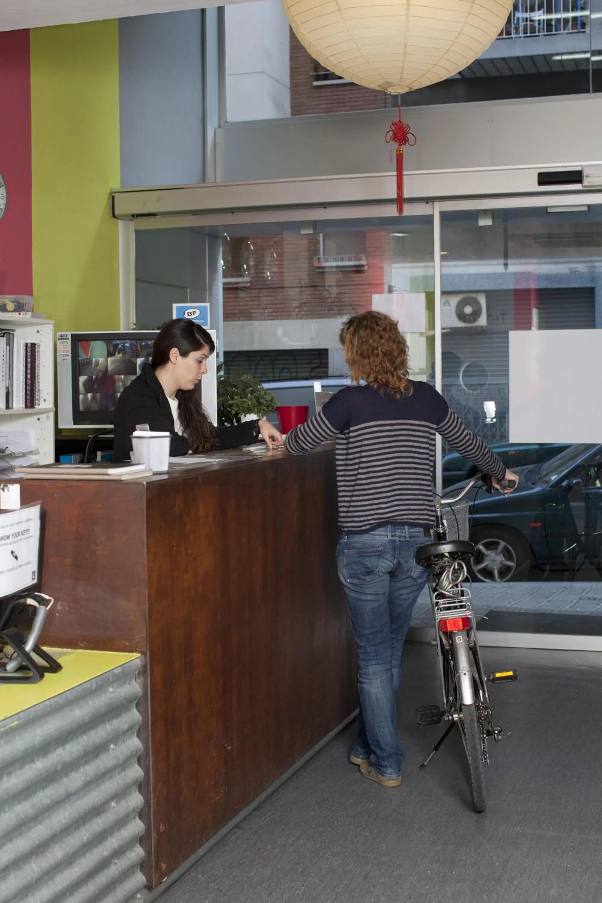 Lobby or reception in HelloBCN Youth Hostel Barcelona