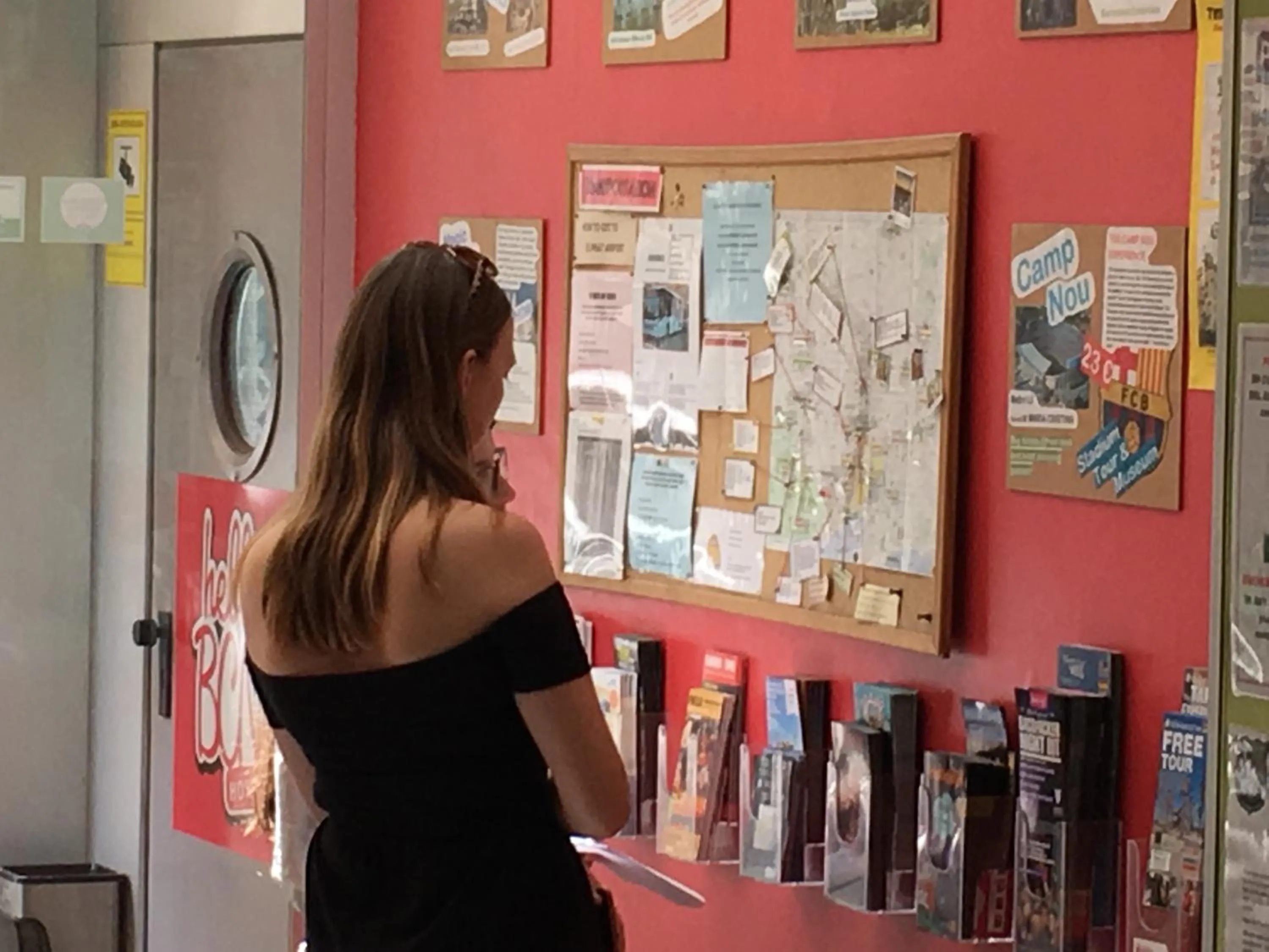Lobby or reception in HelloBCN Youth Hostel Barcelona