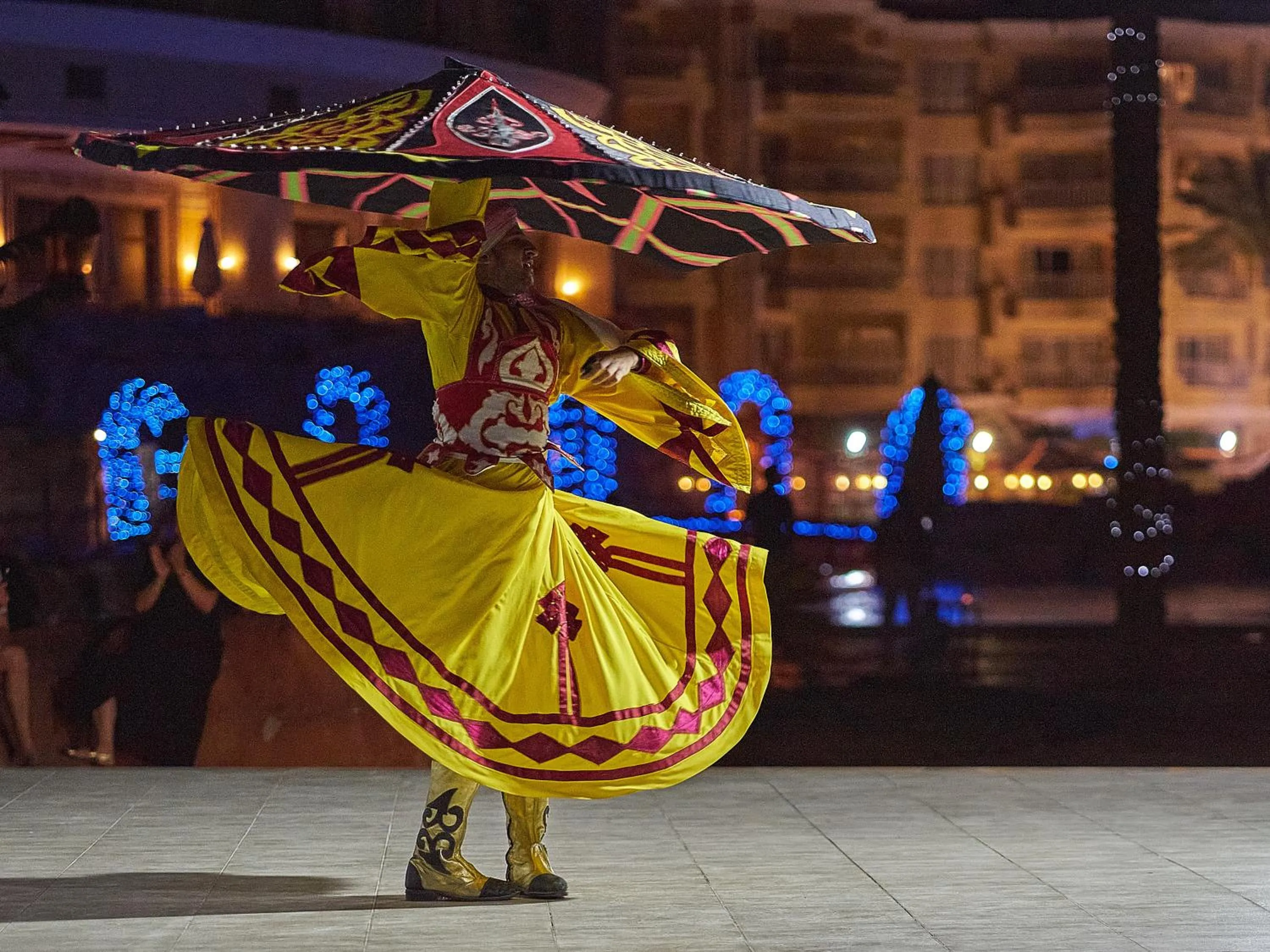 Evening entertainment in Palm Royale Resort - Soma Bay