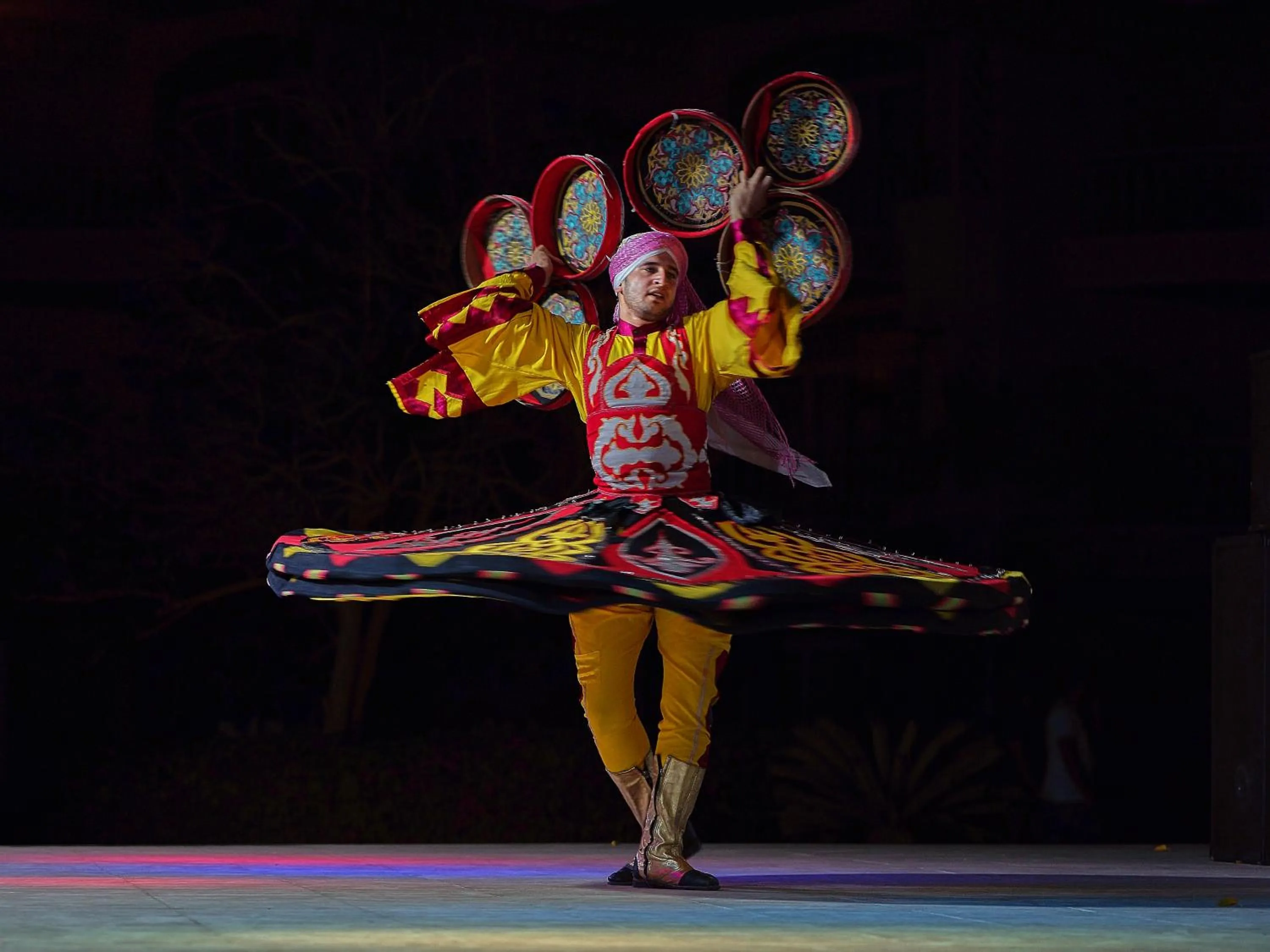 Evening entertainment in Palm Royale Resort - Soma Bay