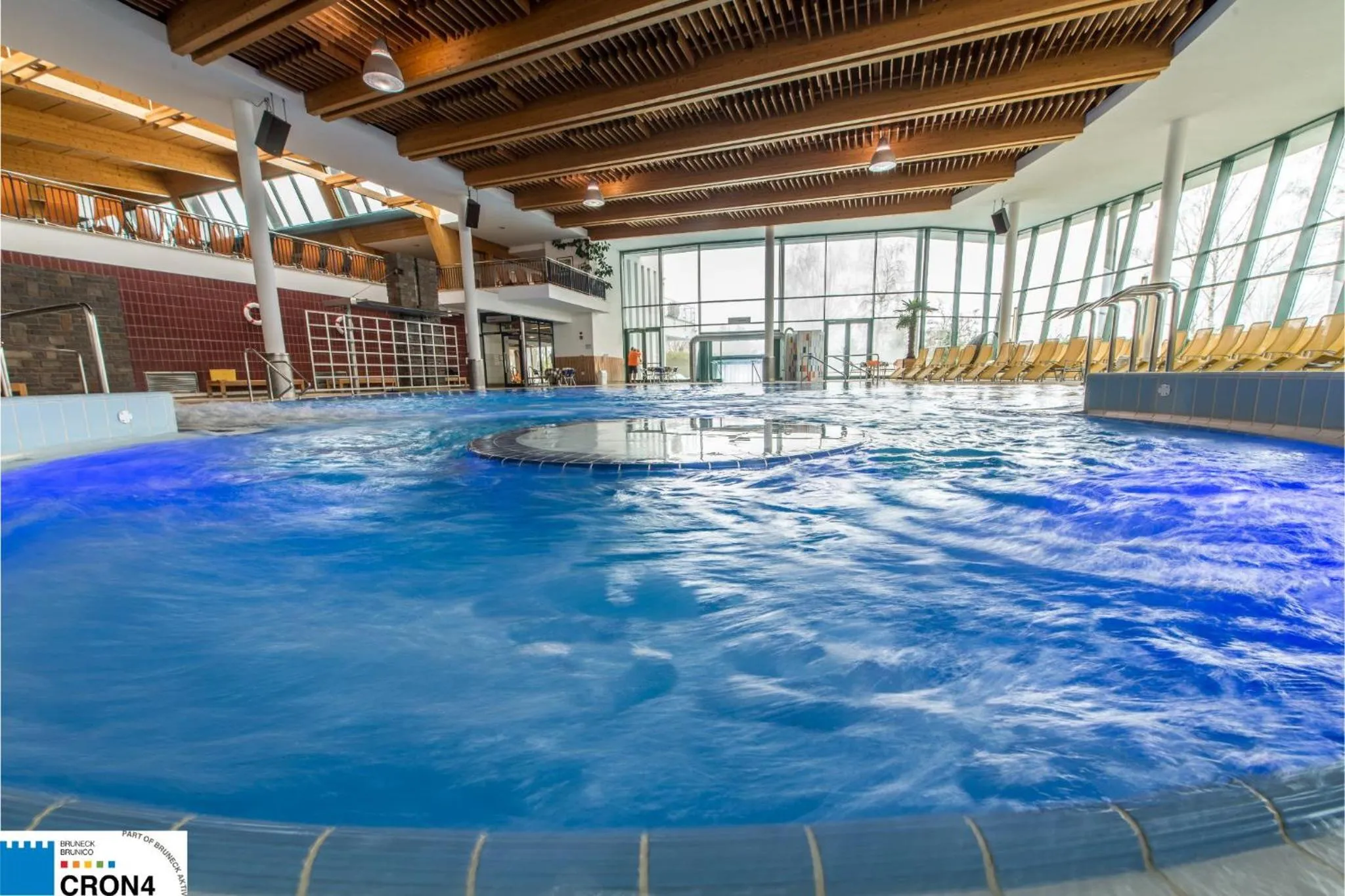 Pool view in Garni Volgger