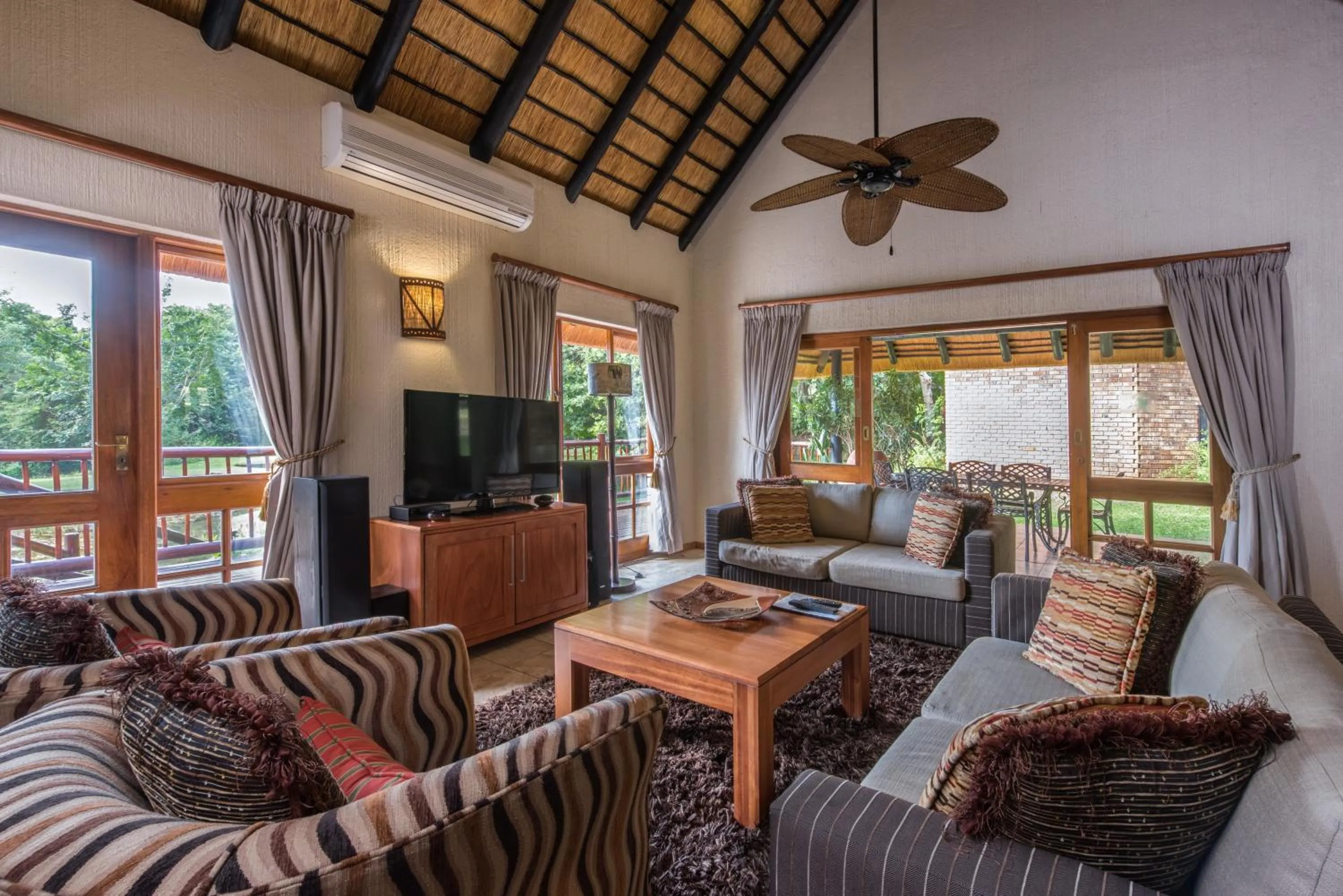 Living room in Kruger Park Lodge Unit No. 277