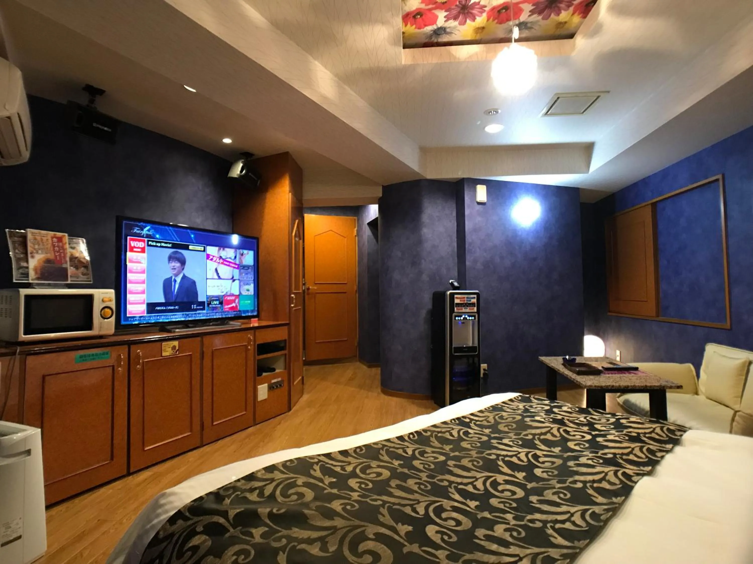 Bed in Hotel Fairy Tale (Adult Only)