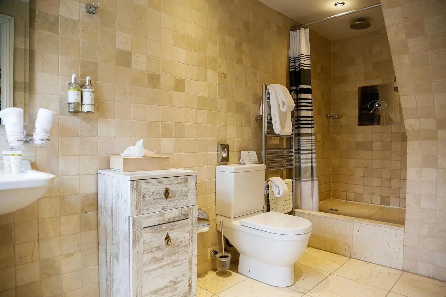 Shower in The Miller of Mansfield