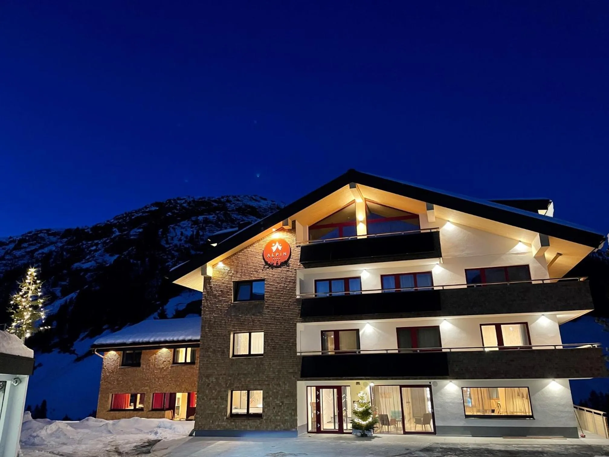 Property building in Alpin - Studios & Suites
